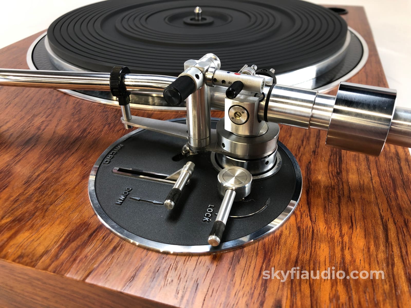Micro Seiki Dd-40 Vintage Turntable - Gorgeous Wood Plinth