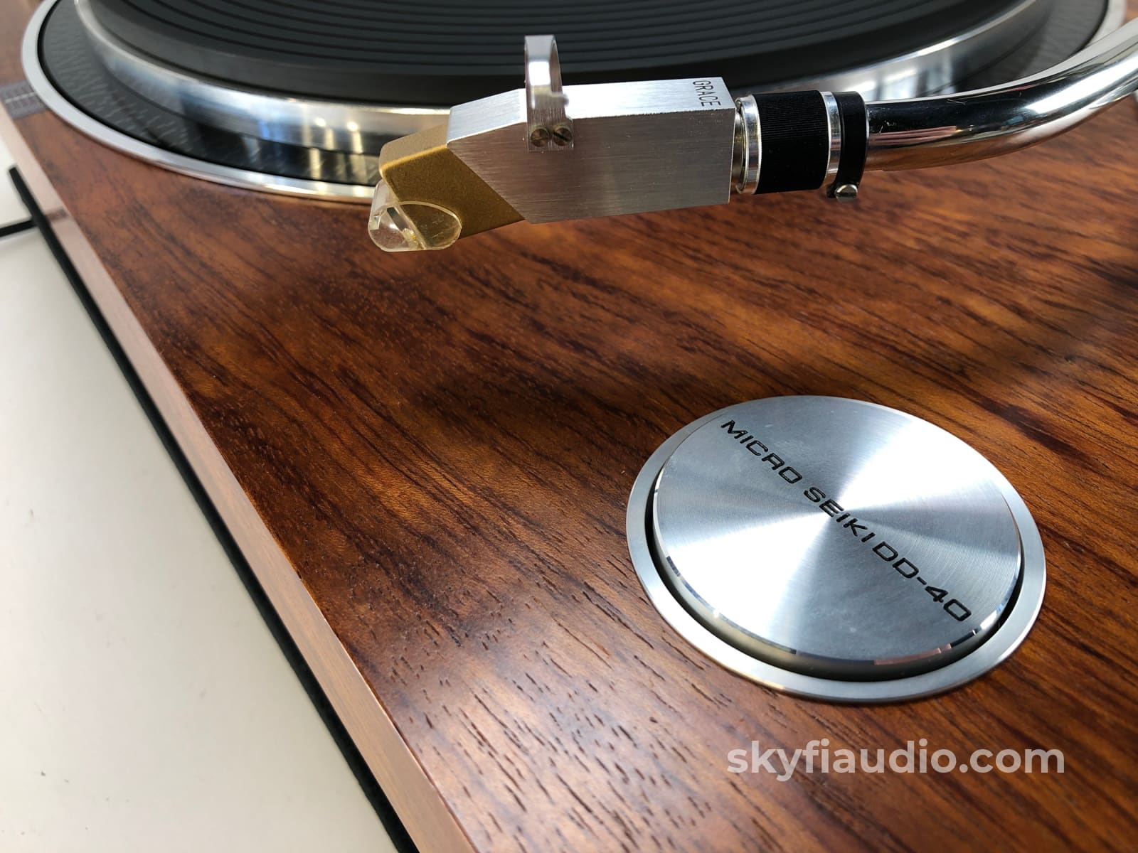 Micro Seiki Dd-40 Vintage Turntable - Gorgeous Wood Plinth