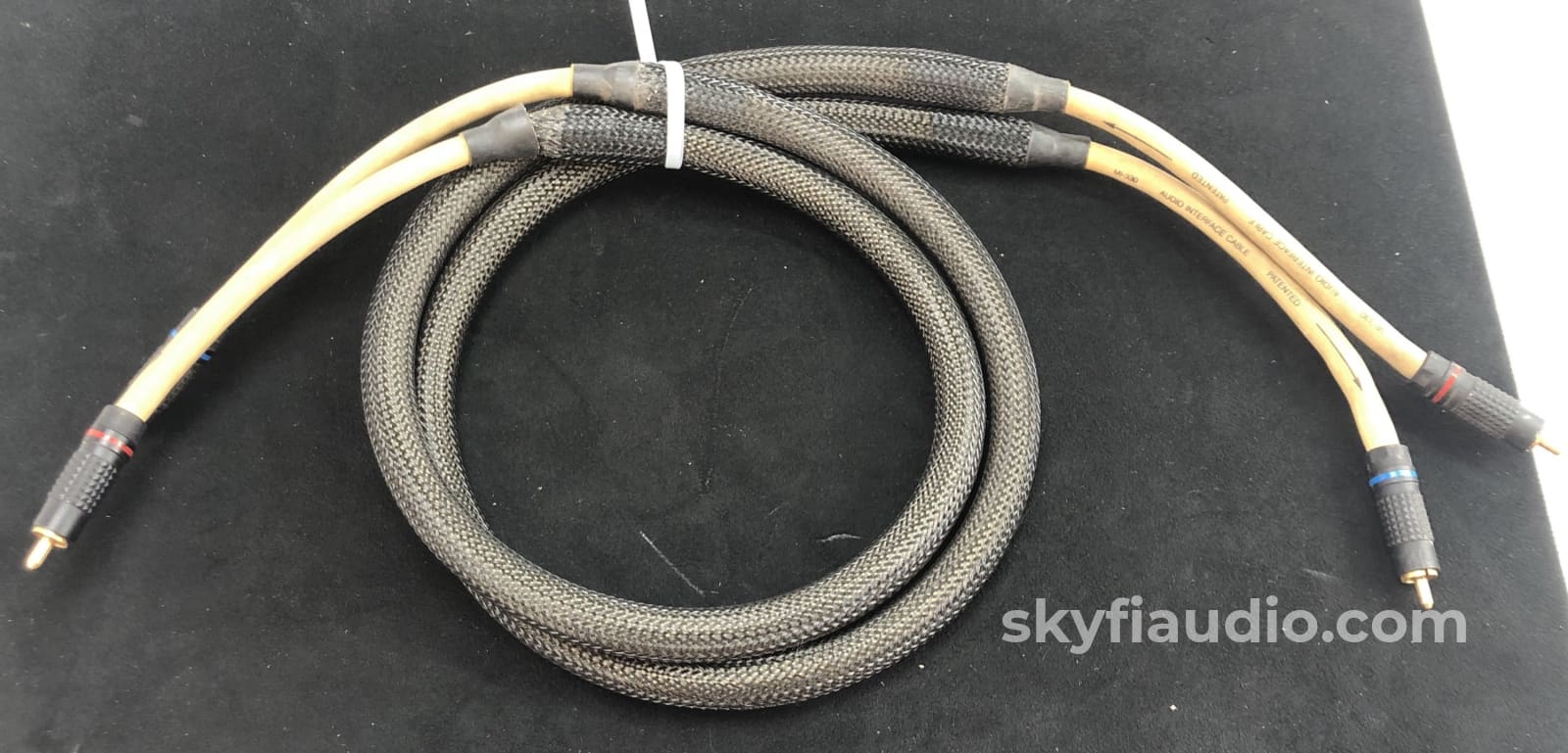 Mit (Music Interface Technologies) Mi-330 Rca Cable - 1 Meter (2 Of 2) Cables