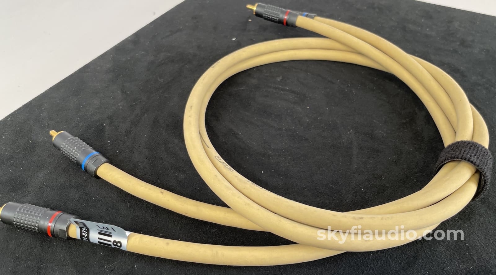 Mit (Music Interface Technologies) Mi-330 Rca Cable - 1 Meter Length Cables