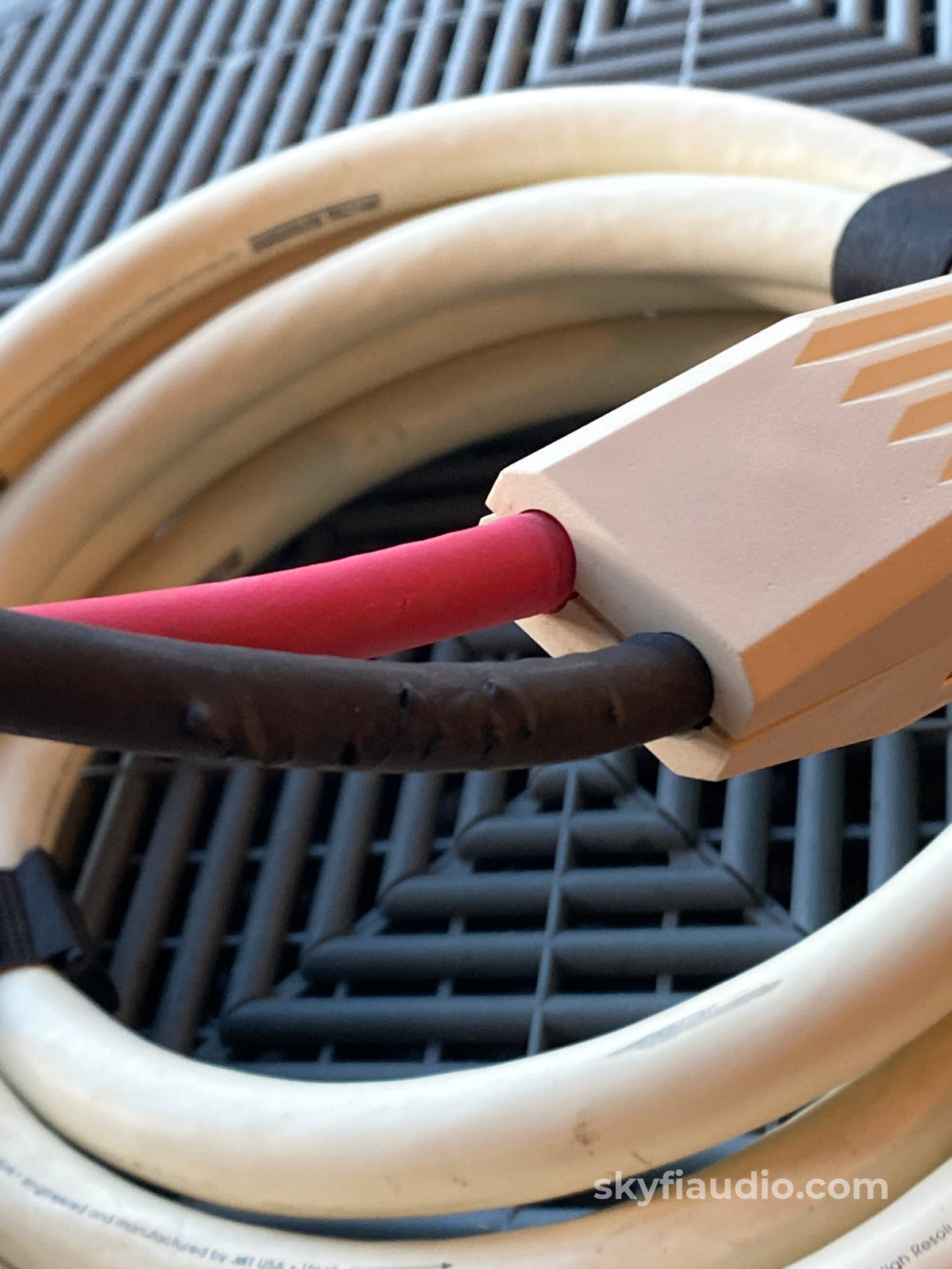 Mit Mht-750 Series Two Speaker Cables - 15 Feet