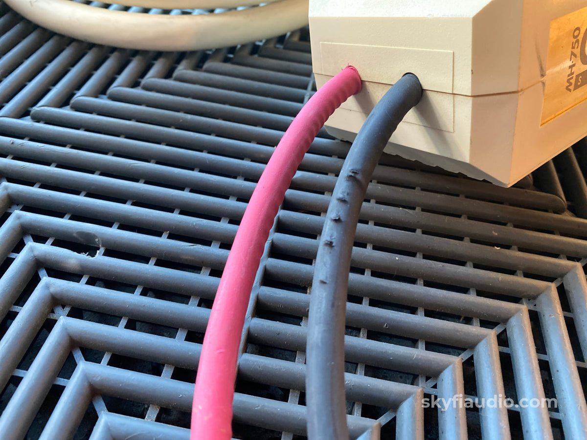 Mit Mht-750 Series Two Speaker Cables - 15 Feet