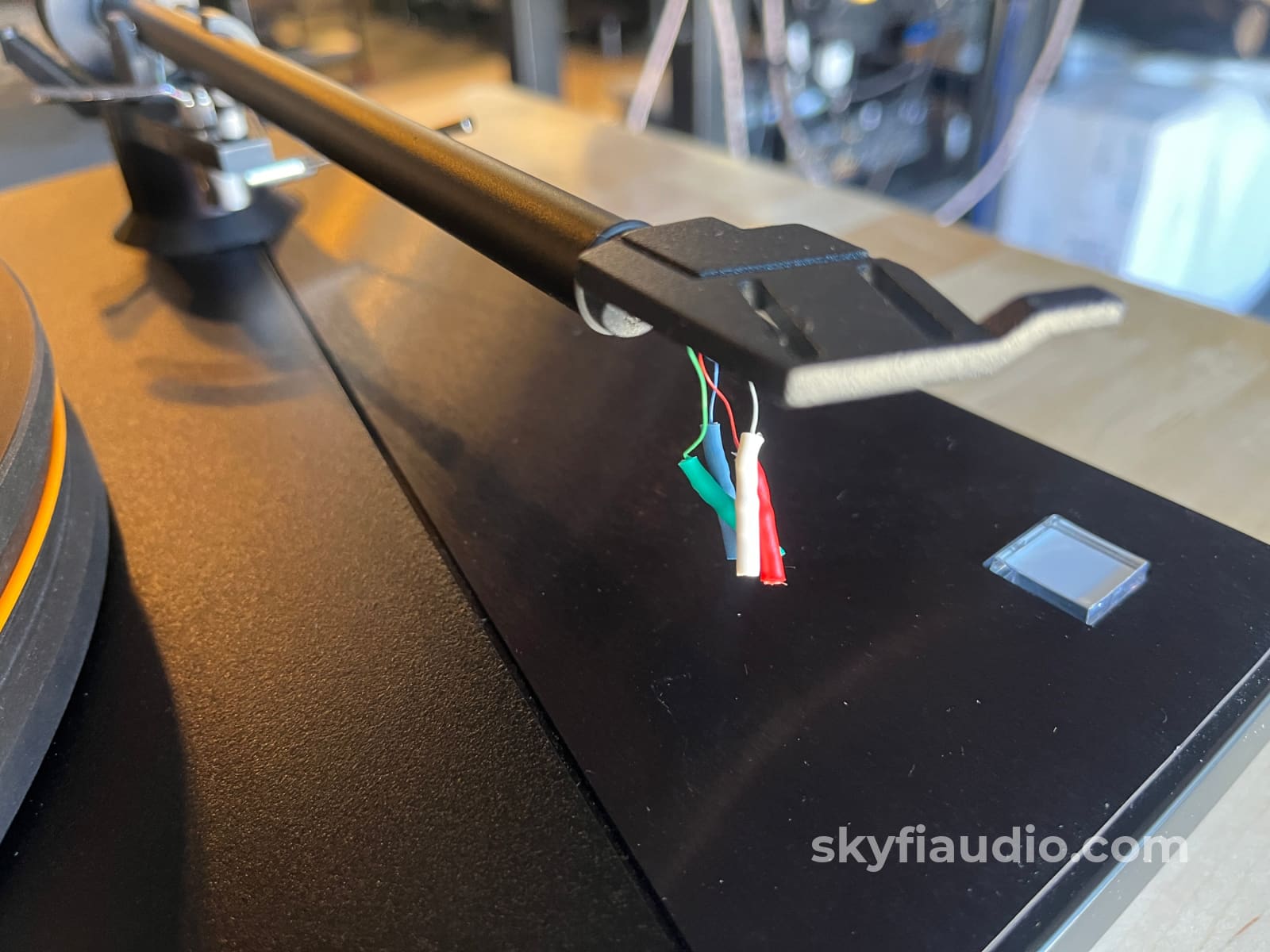 MOFI Ultradeck Turntable w/ New Sumiko Blue Point No.3 MC Phono Cartridge. Turntable