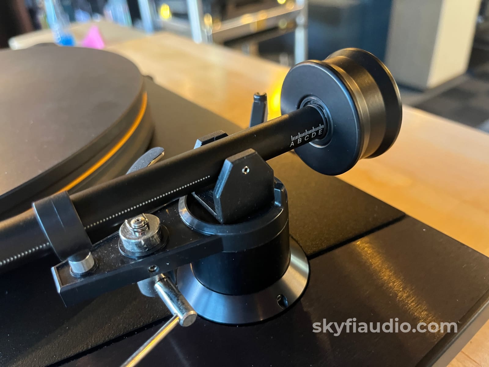 MOFI Ultradeck Turntable w/ New Sumiko Blue Point No.3 MC Phono Cartridge. Turntable