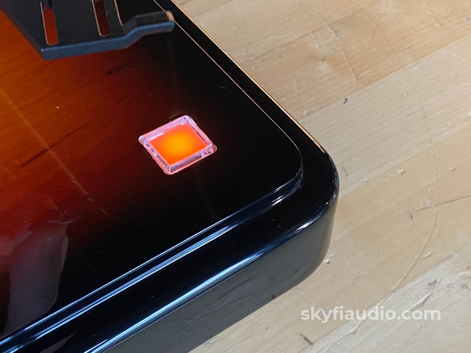 Mofi Electronics X Fender Precisiondeck Turntable With New Sumiko Cartridge