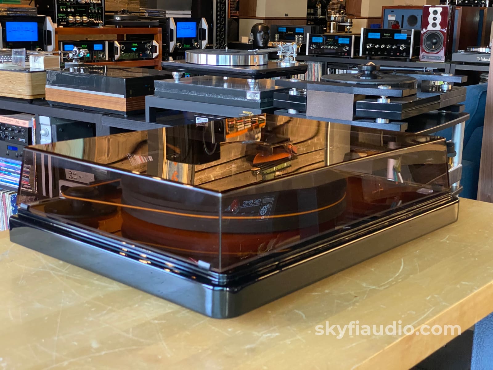 Mofi Electronics X Fender Precisiondeck Turntable With New Sumiko Cartridge