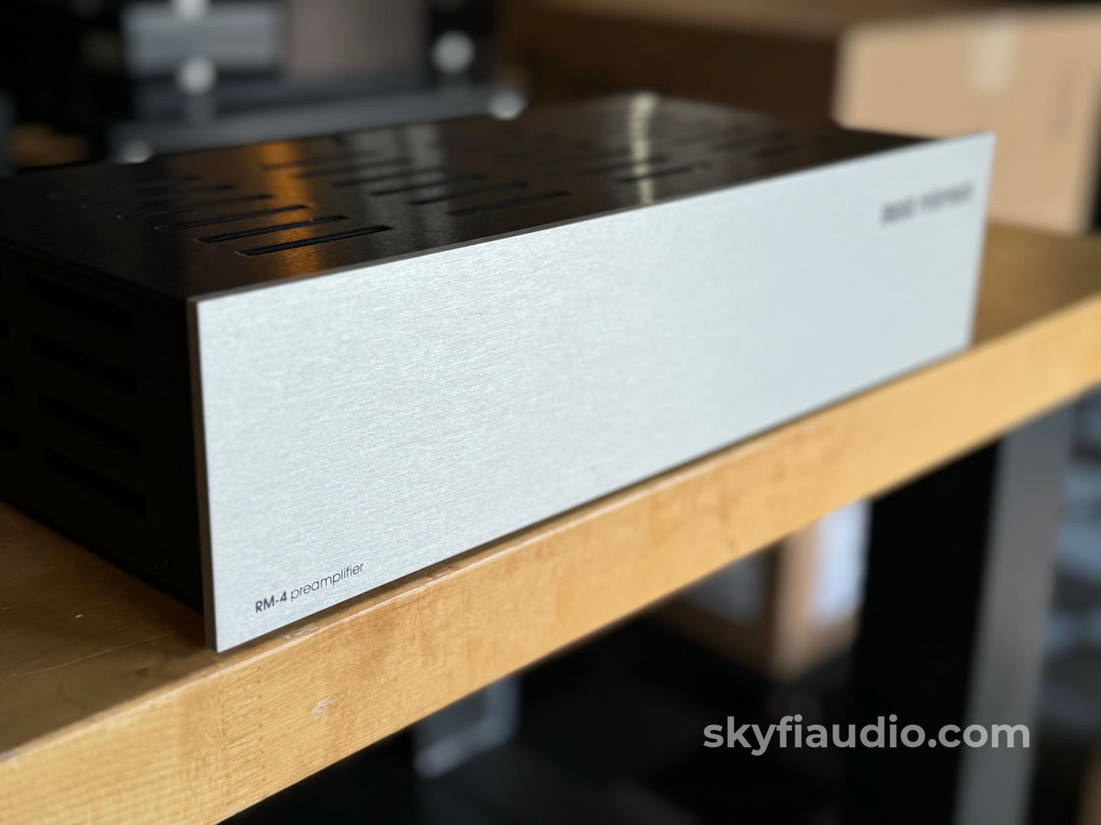Music Reference Rm-4 Tube Mc Head Amp By Roger Modjeski Preamplifier