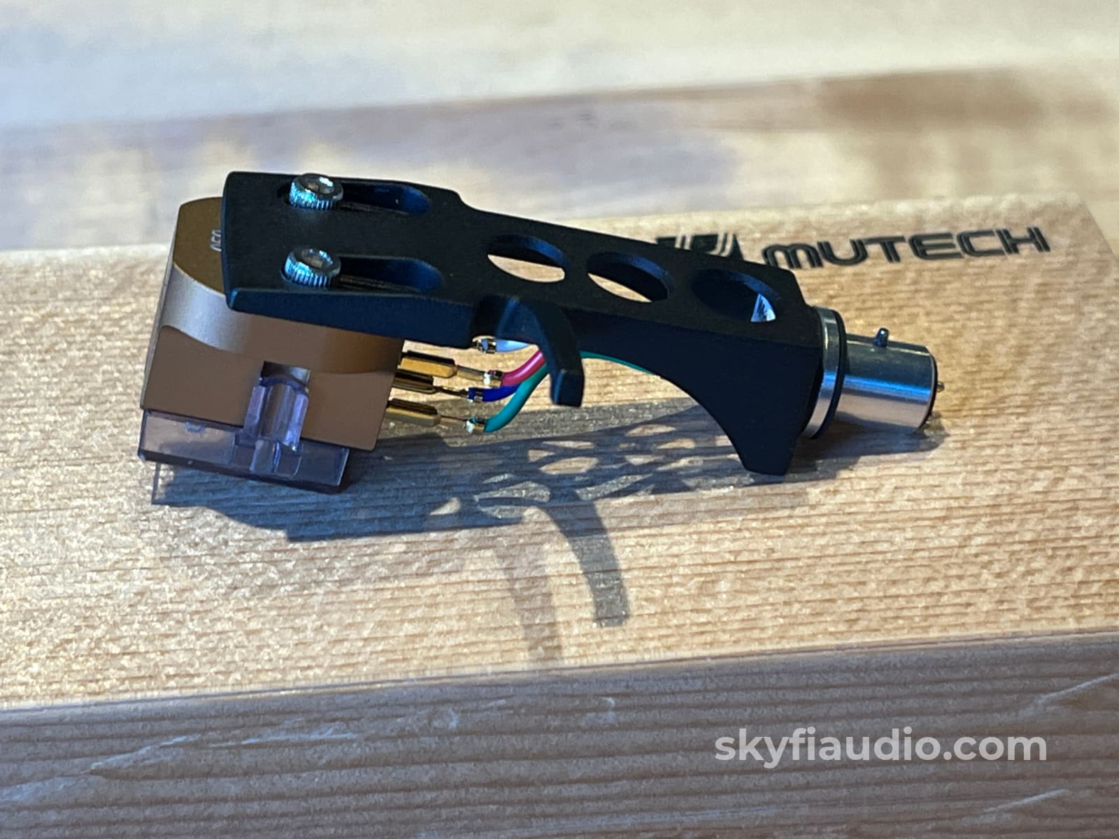 Mutech Hayabusa MC Phono Cartridge - Pre-Mounted for 1200G - Phono Cartridge