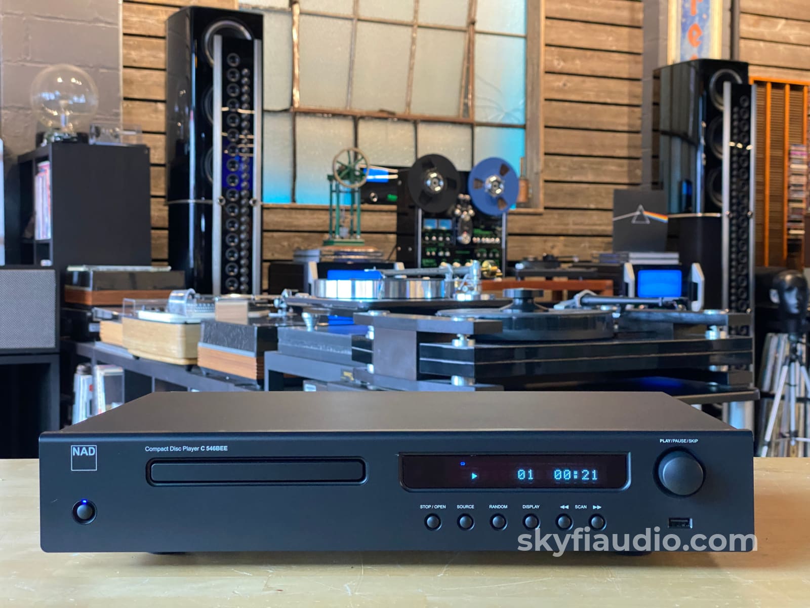 NAD C 546BEE CD Player - Complete - New Open Box