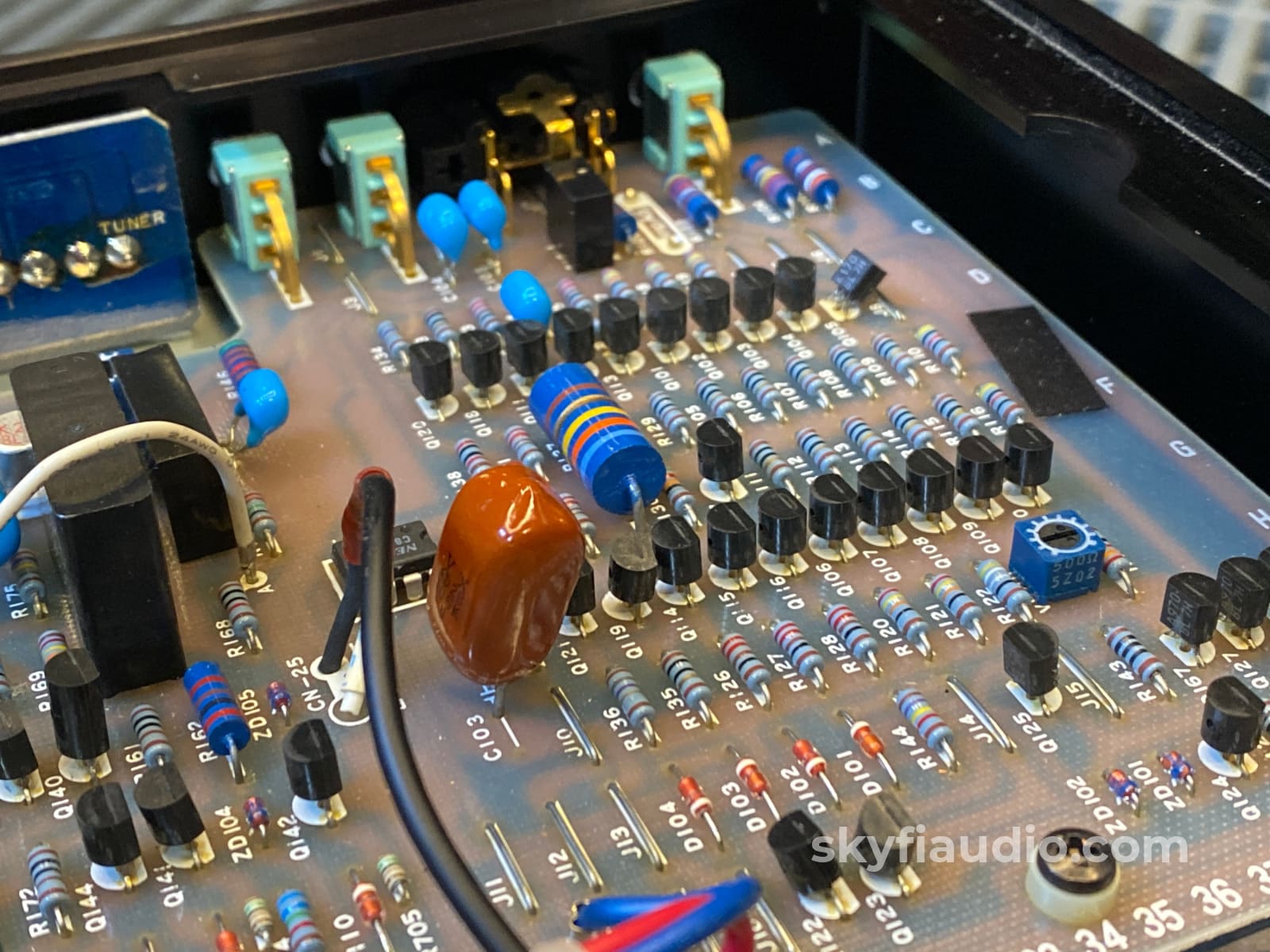 Nakamichi Ca-7A All-Analog Preamplifier With Mc/Mm Phono And Remote - See Video