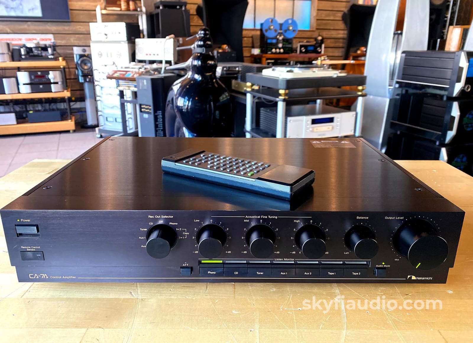 Nakamichi Ca-7A All-Analog Preamplifier With Mc/Mm Phono And Remote - See Video