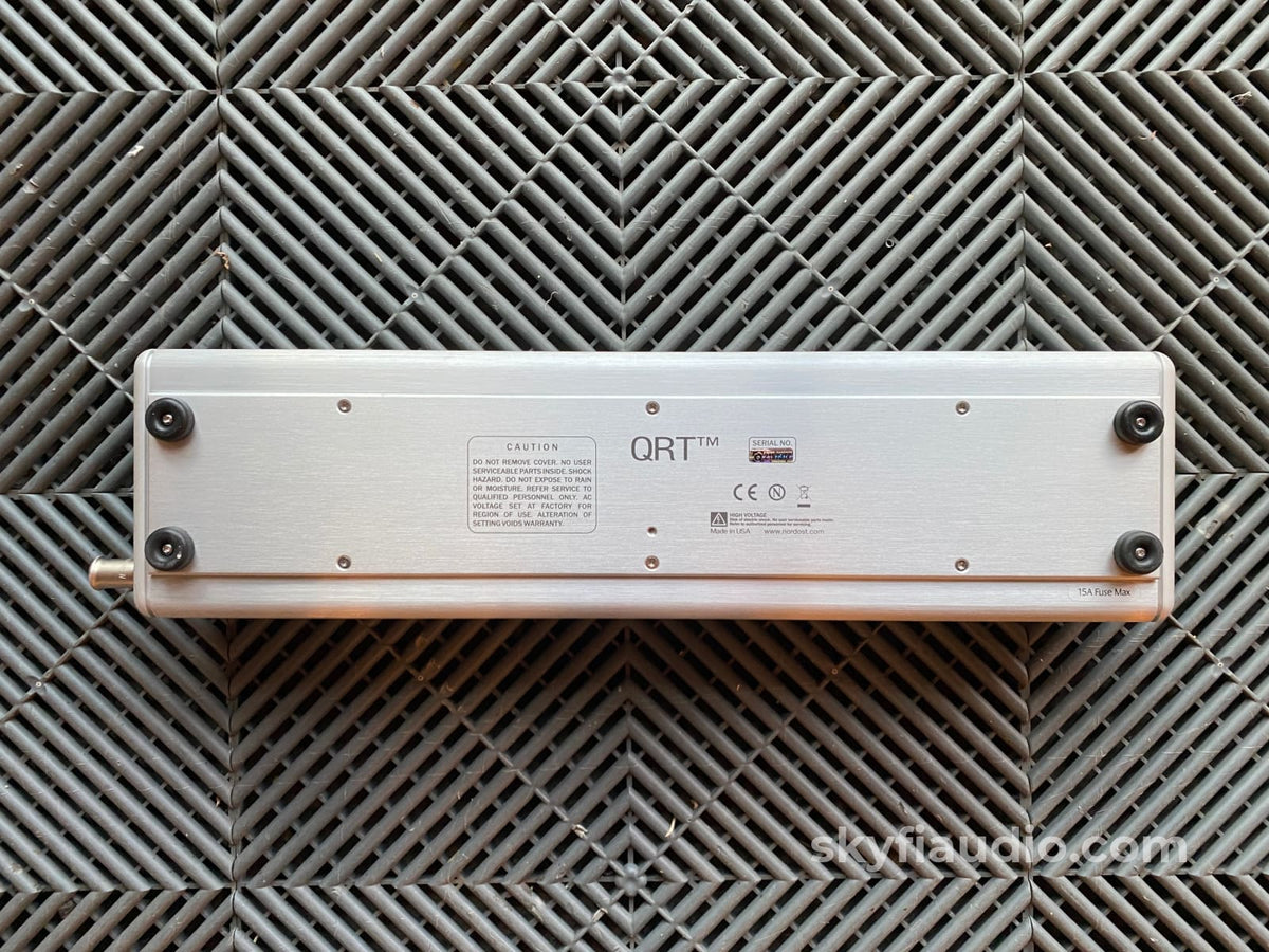 Nordost Qbase Ac Distribution Unit - Qrt Qb8 Mark Ii Power Conditioner