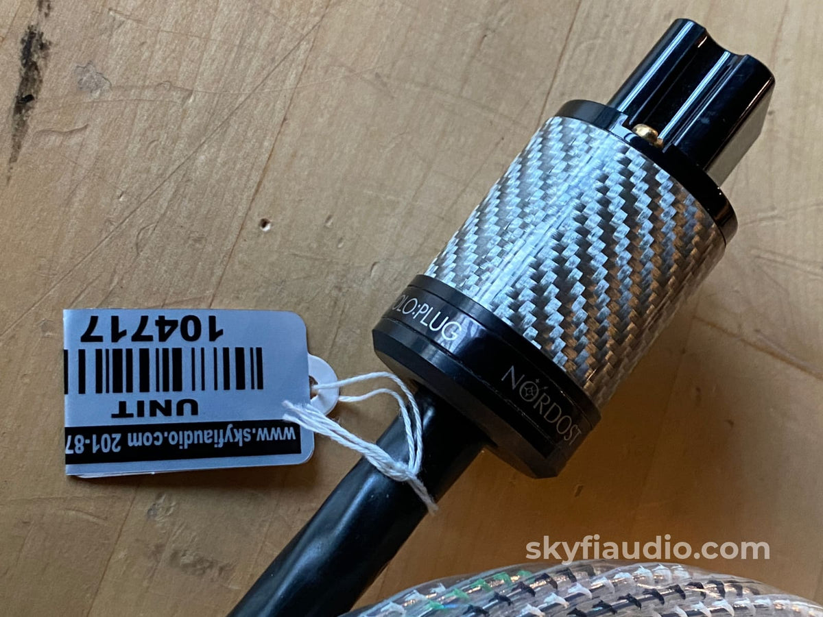 Nordost Valhalla 2 Power Cable - Meters 20 Amp Plug Cables