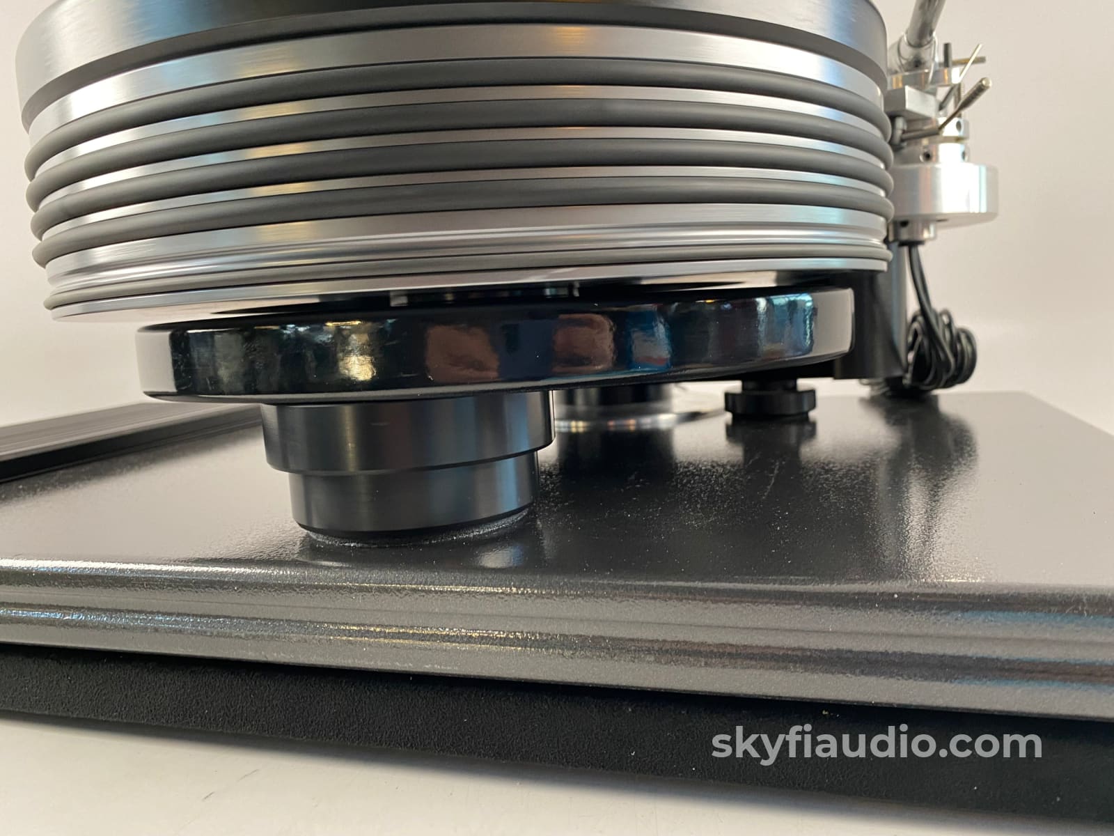 Nottingham Analog Dais Turntable - Serviced