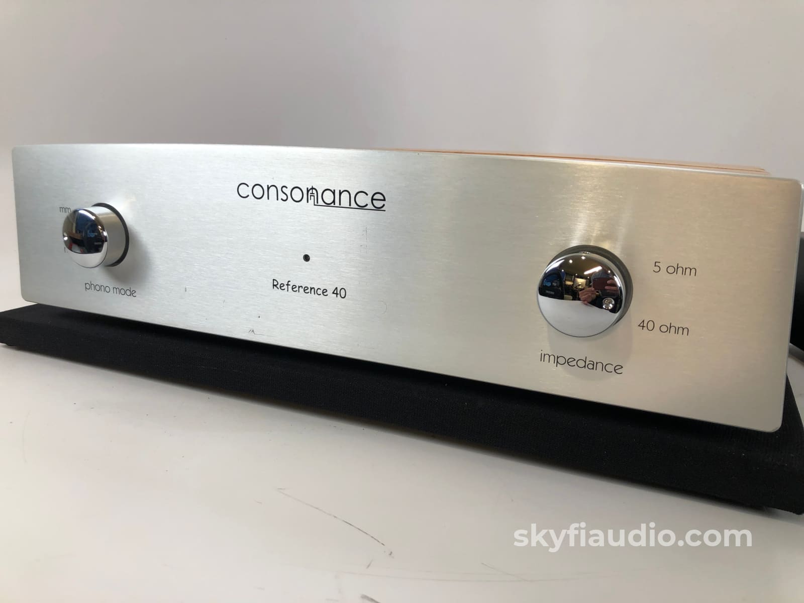 Opera Consonance Reference 40 Phono Preamp External Power Supply Preamplifier