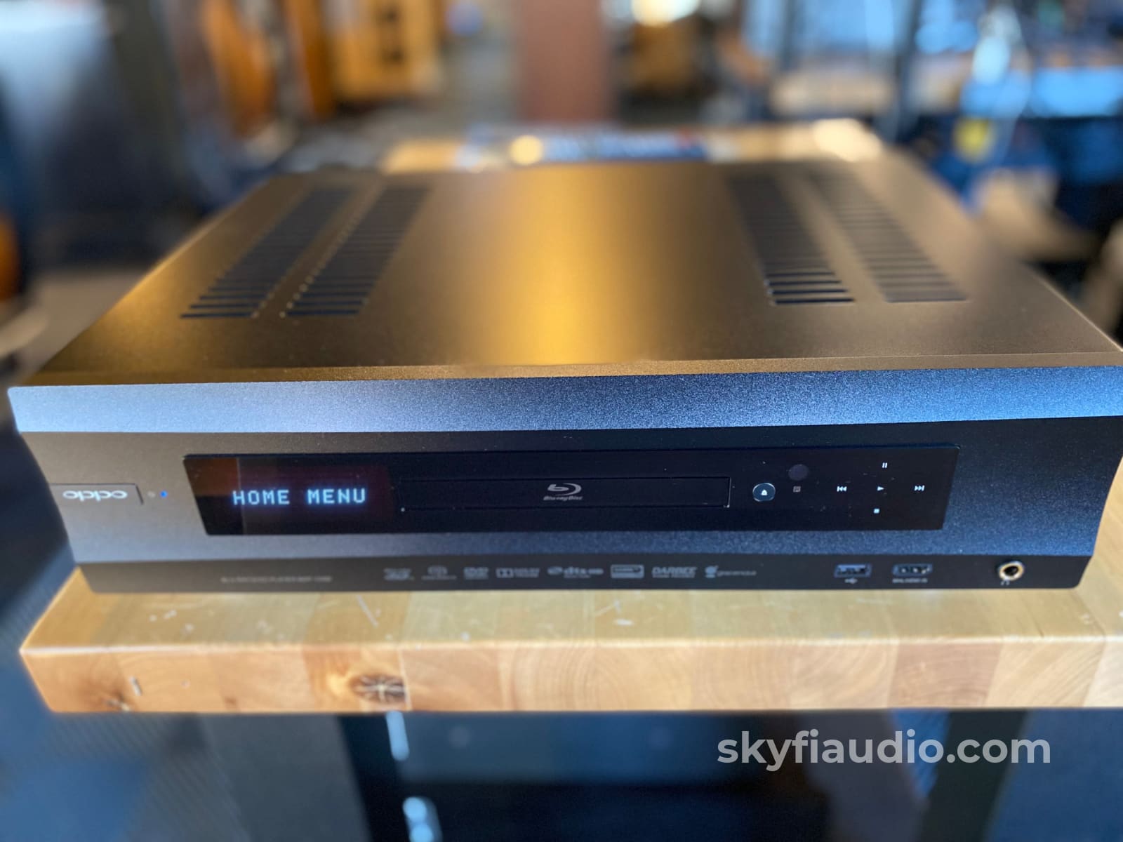 Oppo Bdp-105D Universal Disc Player - Darbee Edition Blu-Ray Sacd/Cd Hdcd Etc. Cd + Digital