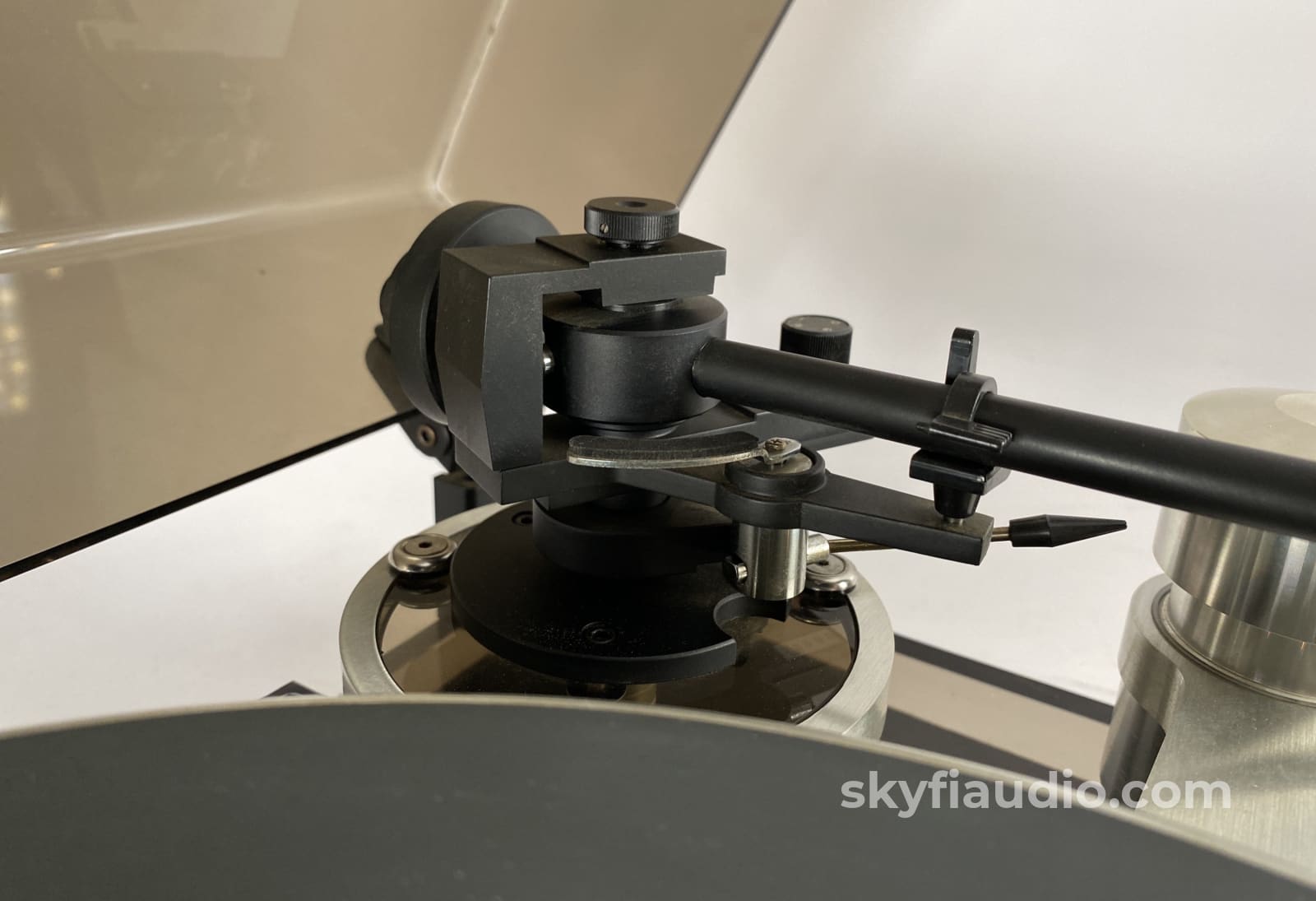 Oracle Delphi Mkiii Turntable With Sumiko Premier Ft-3 Arm And New Cartridge