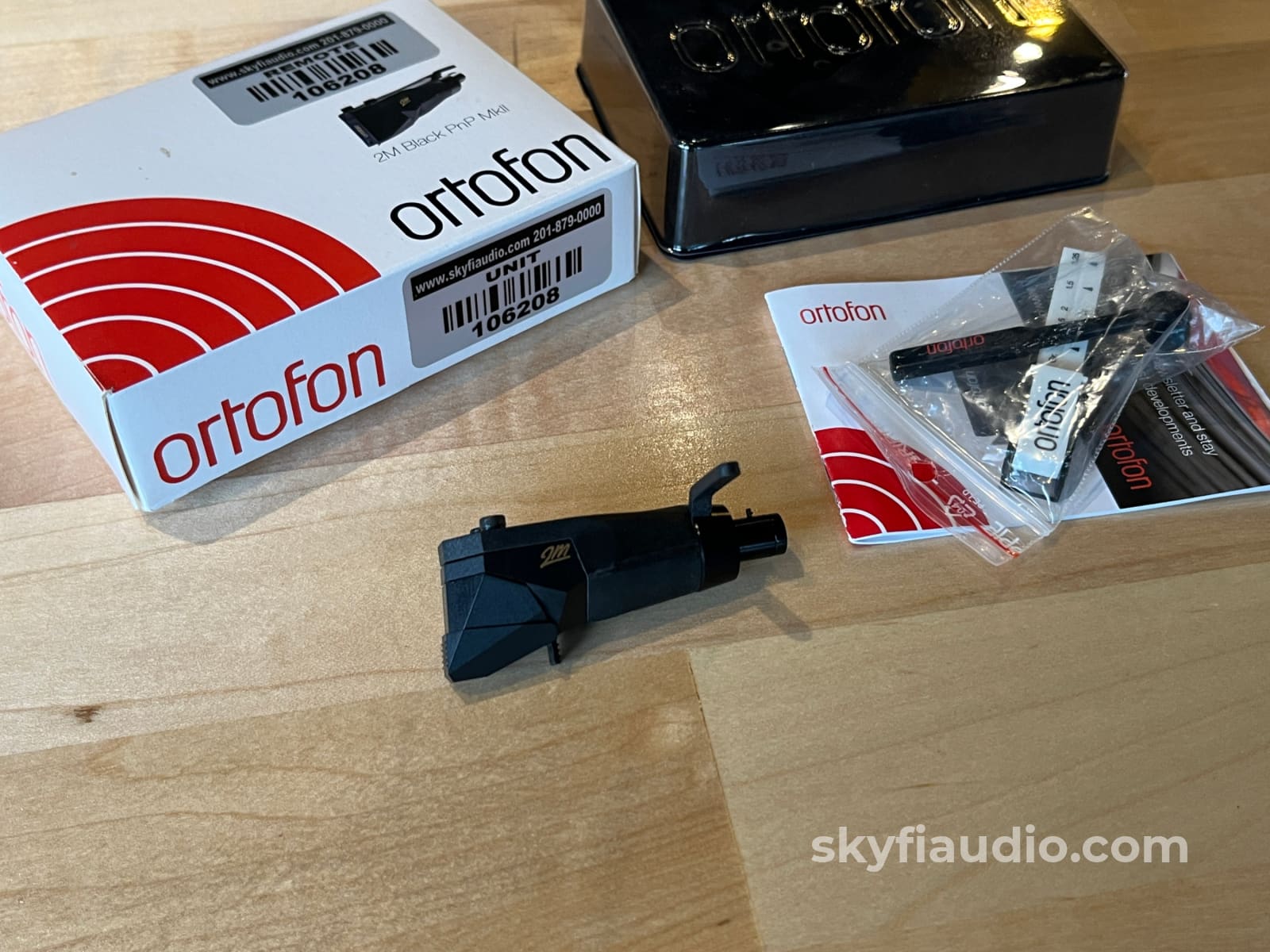 Ortofon 2M Black (Plug and Play) Phono Cartridge Phono Cartridge