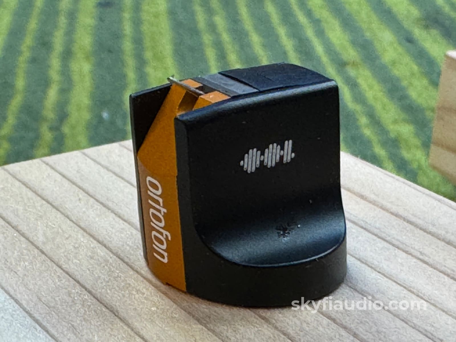 Ortofon Cadenza Bronze MC Phono Cartridge - Factory Rebuilt Phono Cartridge