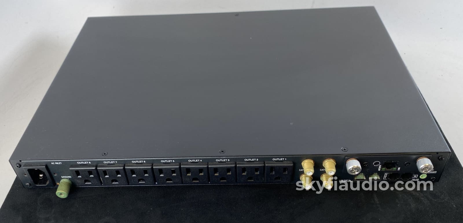 Panamax 4315-Pro Power Conditioner And Controller Bluebolt Capable Included