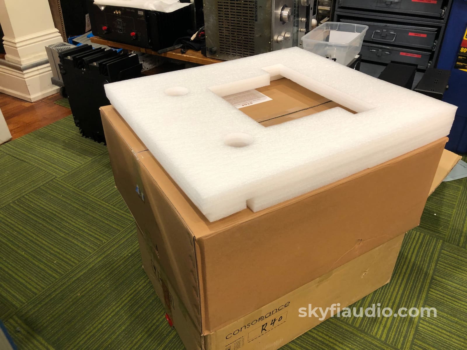 Parasound Halo A21 Amplifier In Black - Complete And Like New