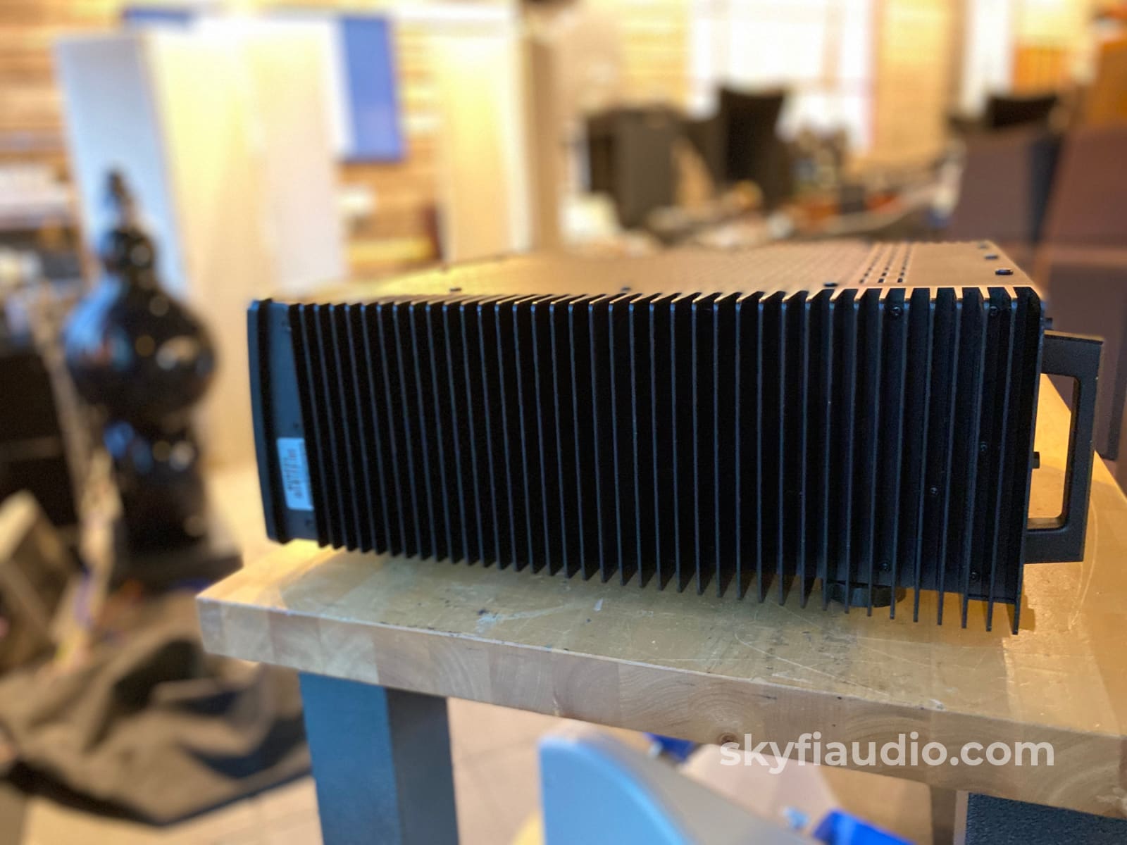 Parasound Halo A21 Thx Ultra2 Certified Amplifier In Black - John Curl Designed (2 Of 2)