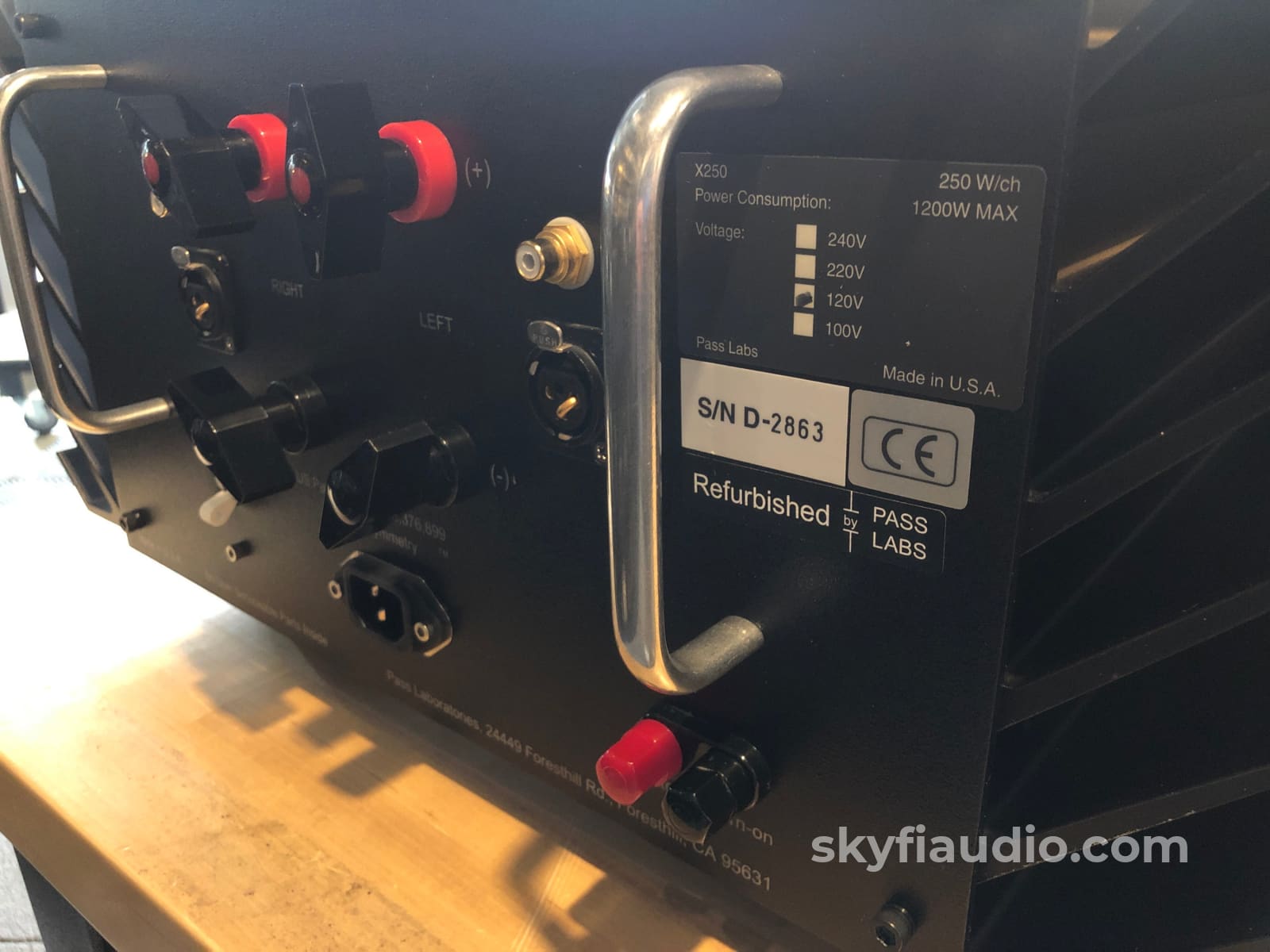 Pass Labs X250 Solid State Amplifier - Like New