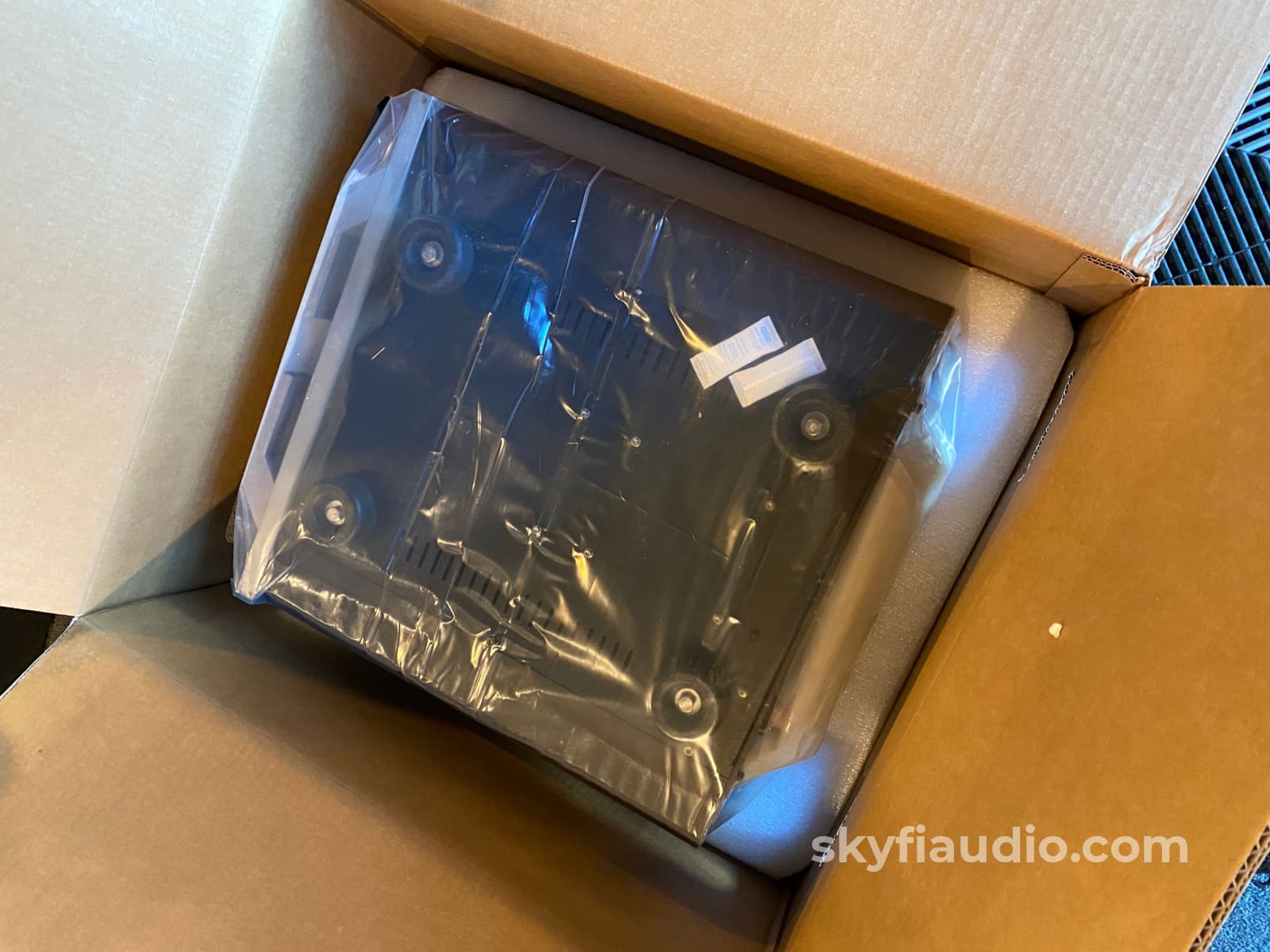 Pass Labs X250 Solid State Amplifier - Like New