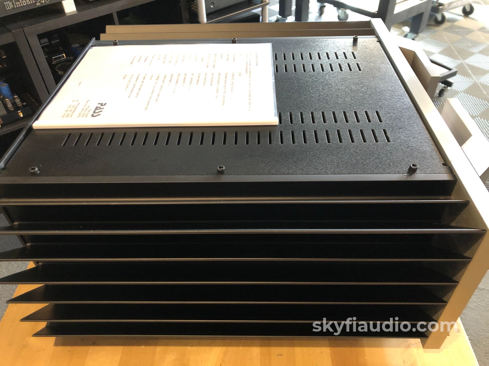 Pass Labs X250 Solid State Amplifier - Like New