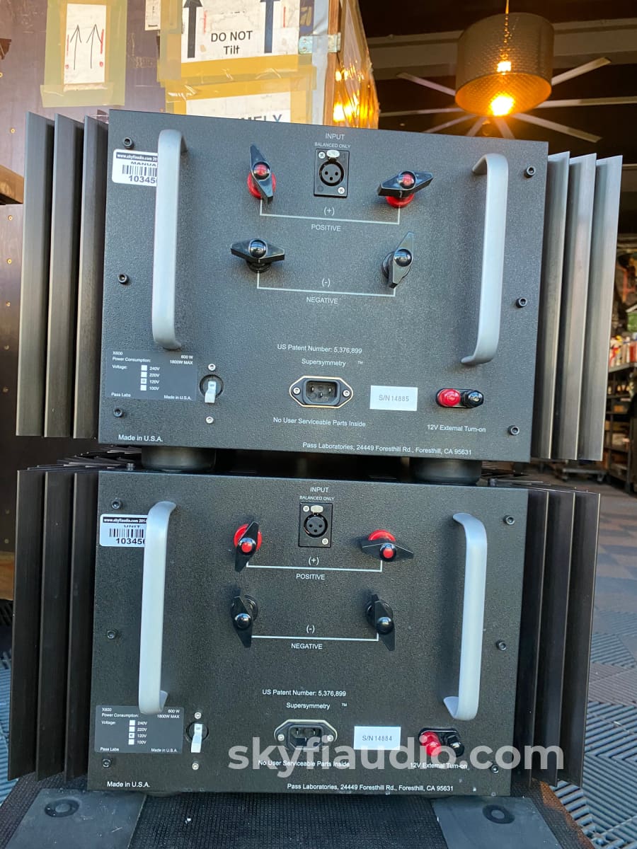 Pass Labs X600 Monoblocks 600W Of Clean Power Amplifier