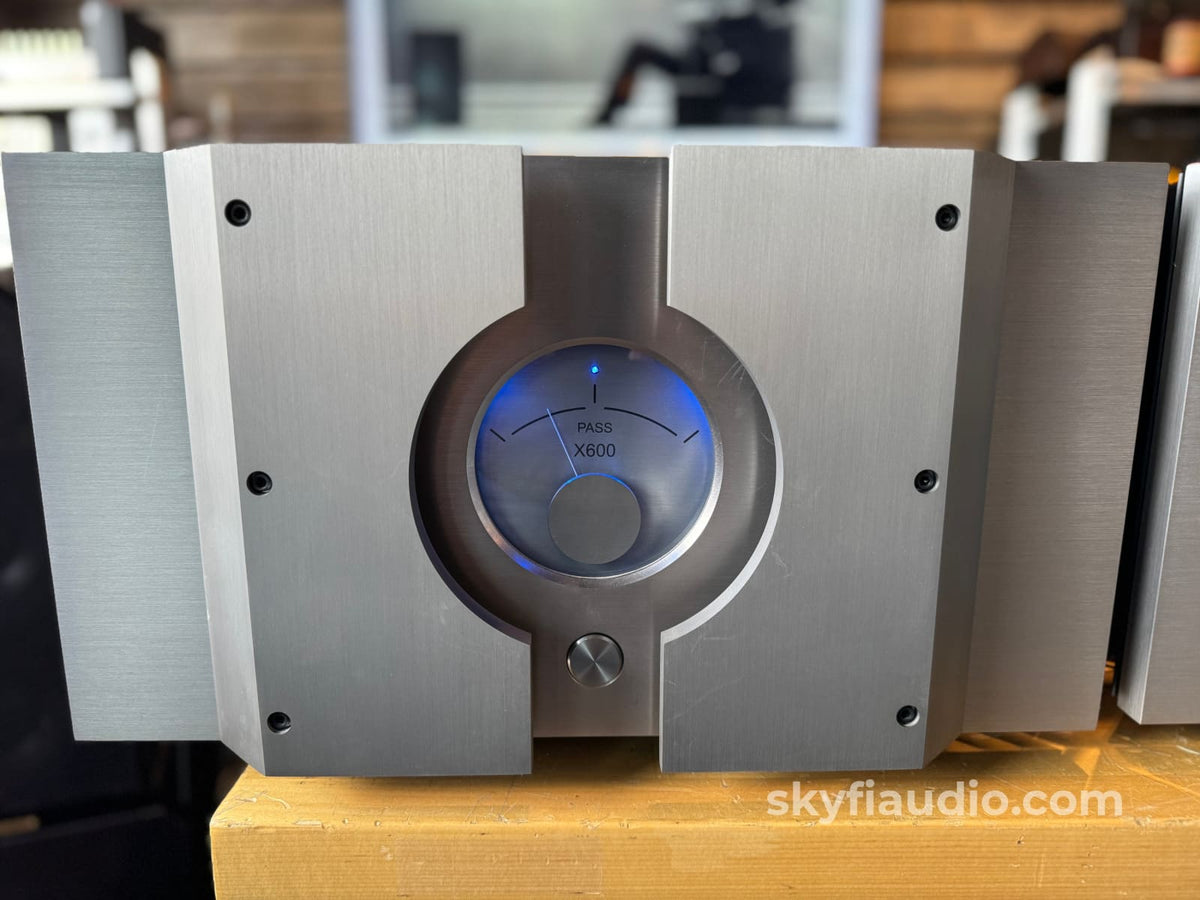 Pass Labs X600 Monoblocks 600W Of Clean Power Amplifier