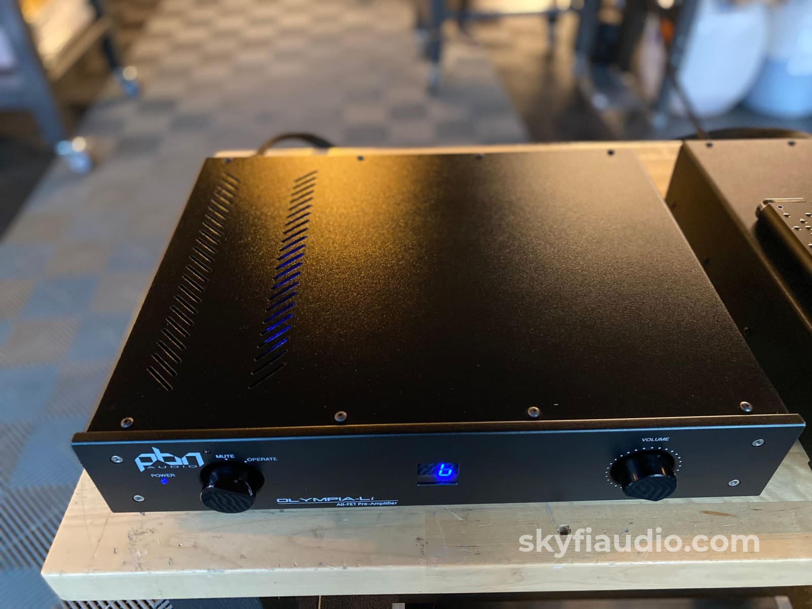 Pbn Olympia Li And Mpsi Power Supply (Dual Chassis) Preamp $15K Msrp Preamplifier