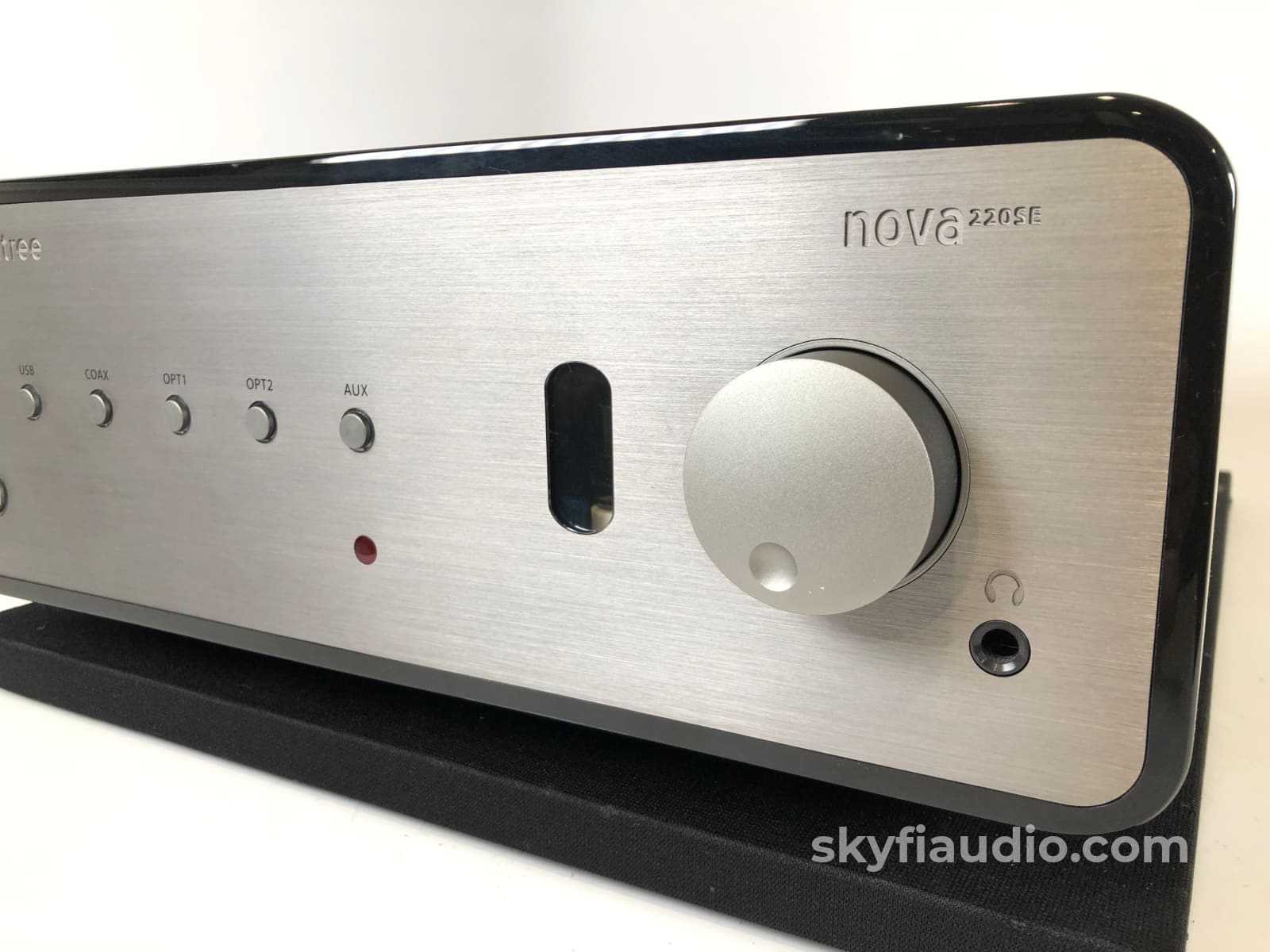 Peachtree Audio Nova 220Se Integrated Amp / Dac Headphone - Tube Buffer Amplifier