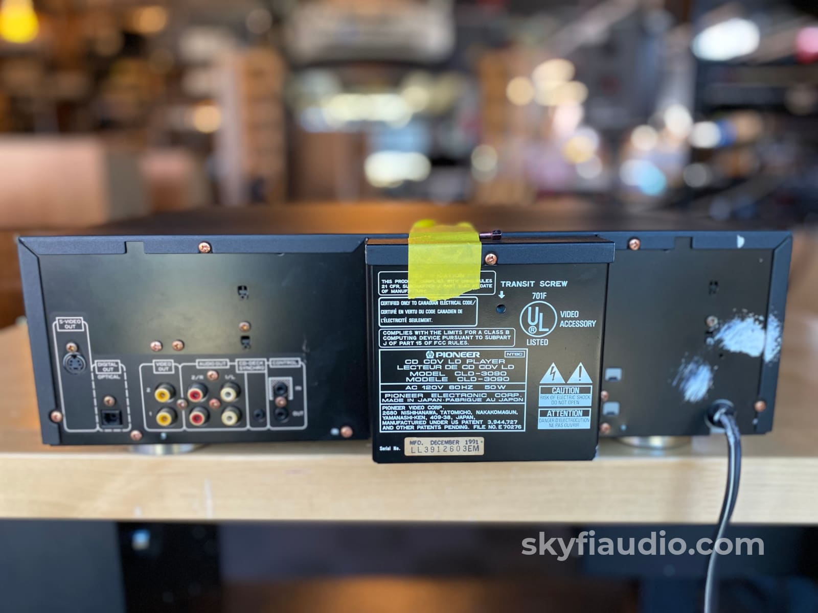 Pioneer Cld-3090 Laserdisc And Cd Player With Remote Manual. + Digital