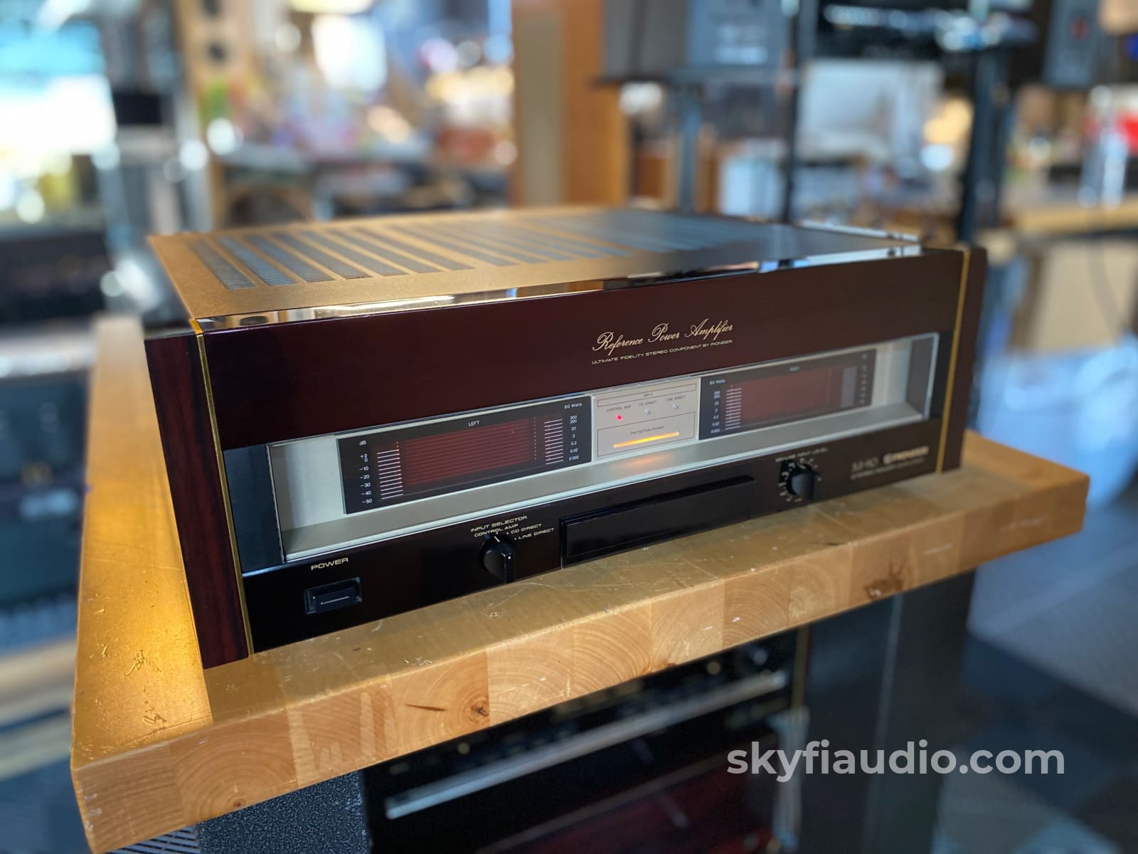 Pioneer Elite M-90 Vintage Solid State Amplifier - Gorgeous Amplifier