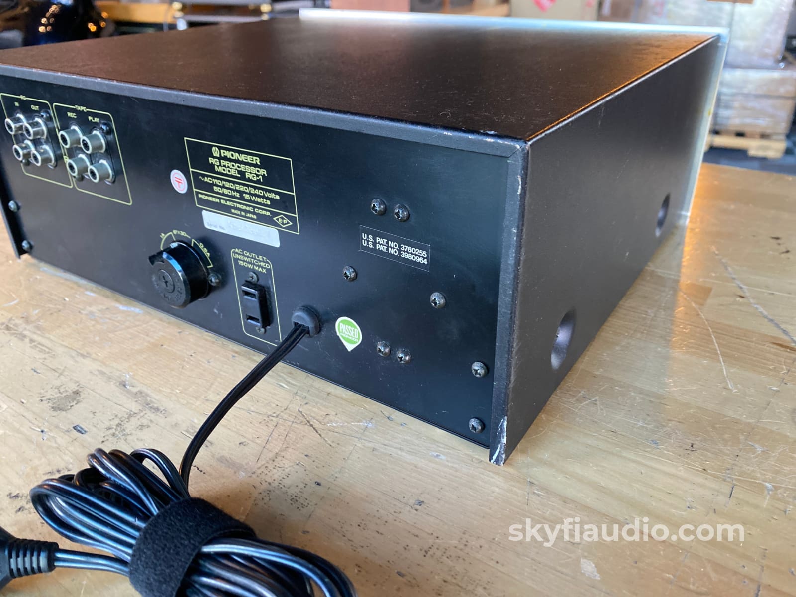Pioneer Rg-1 Vintage Dynamic Range Expansion And Noise Reduction Processor Accessory