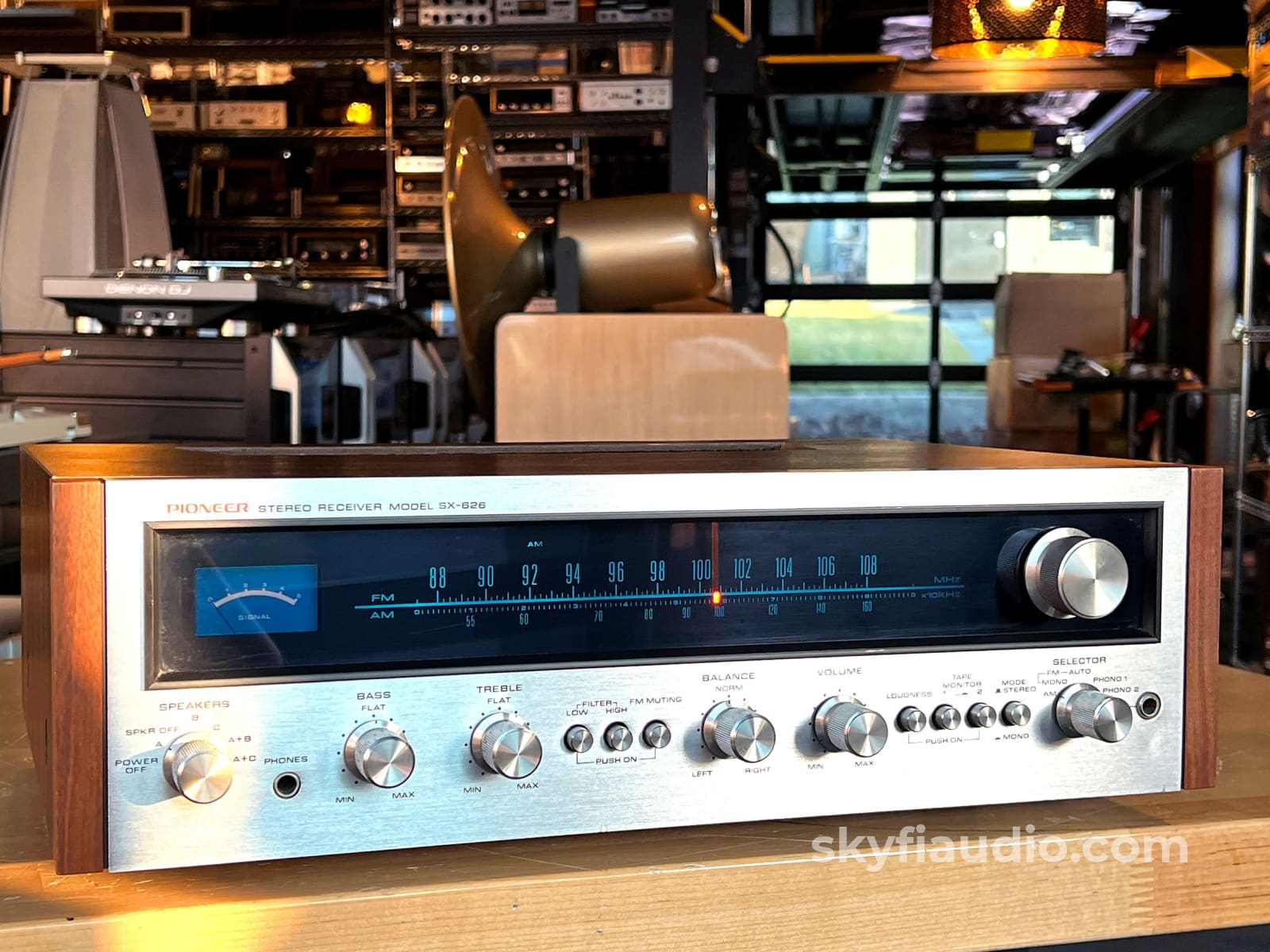Pioneer SX-626 Vintage Receiver - Survivor Condition - Dual Phono Inpu