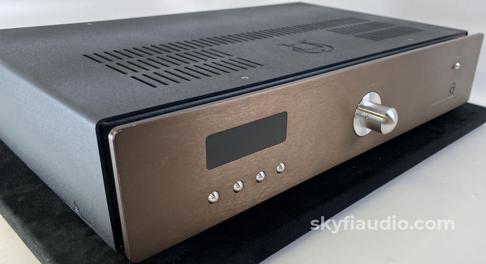Primare I20 Compact Integrated Amplifier From Sweden