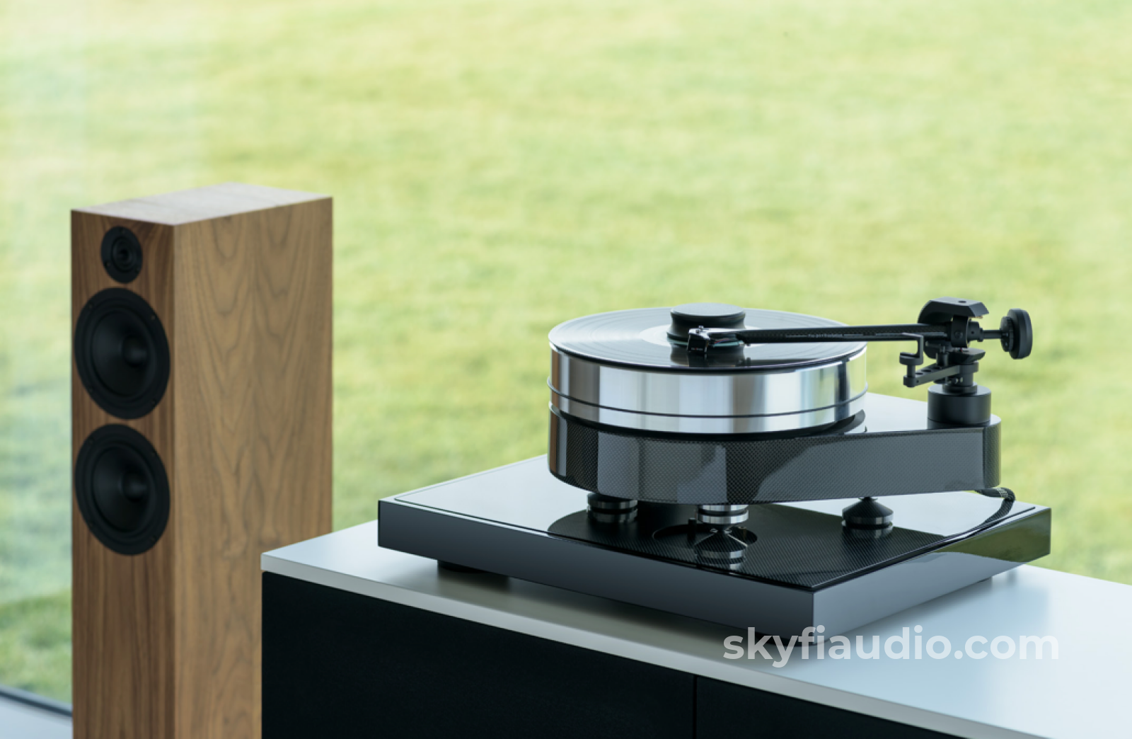 Pro-Ject Ground It Carbon Heavy Duty Isolation Platform With Damping Granulate Filling Accessory