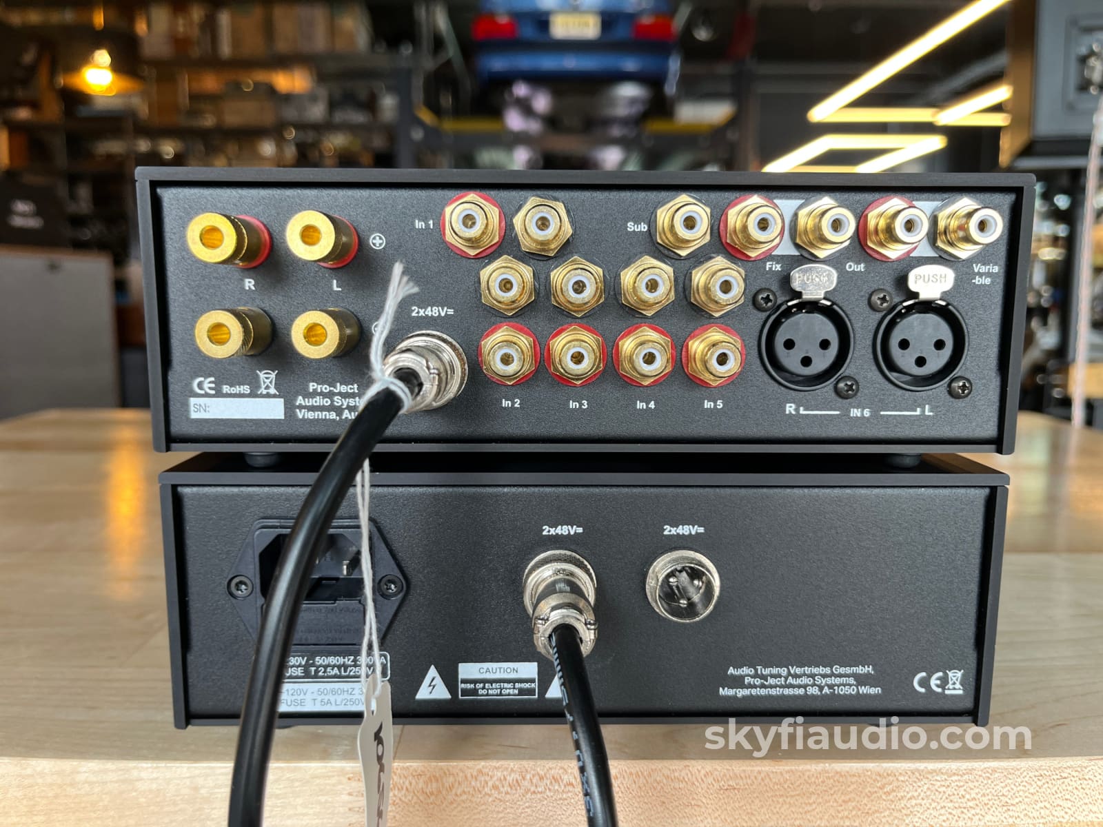 Pro-ject Stereo Box RS Integrated amplifier w/ Power box RS Linear Power Supply Integrated Amplifier
