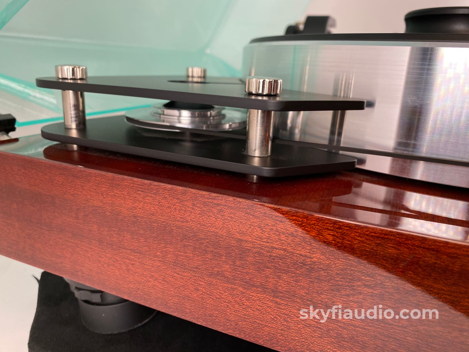 Pro-Ject Xtension 10 Turntable With Mahogany Plinth And New Sumiko Cartridge - Demo Unit