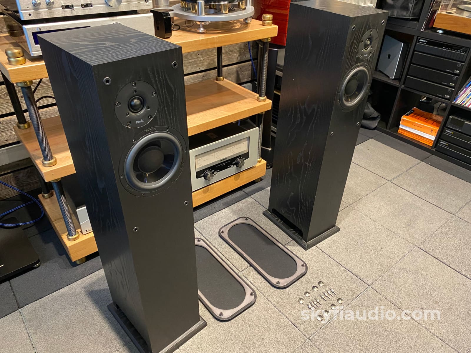 Proac Response D28 Speakers In Black The Series Legend Continues