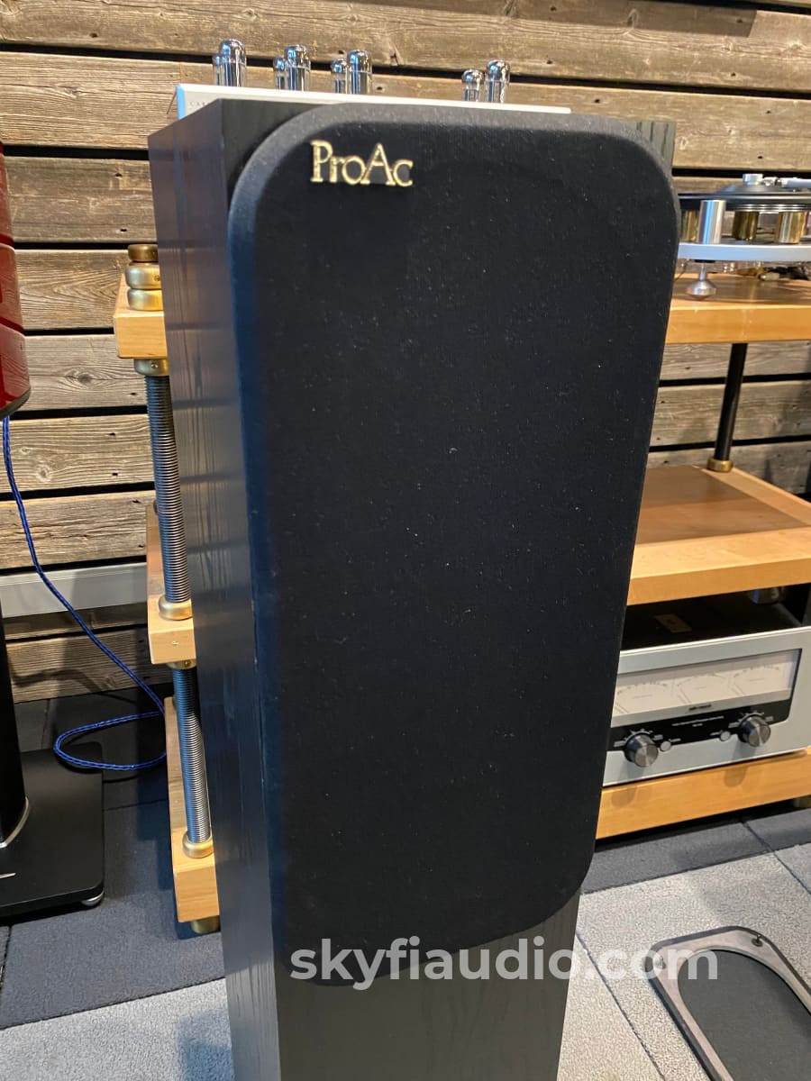 Proac Response D28 Speakers In Black The Series Legend Continues