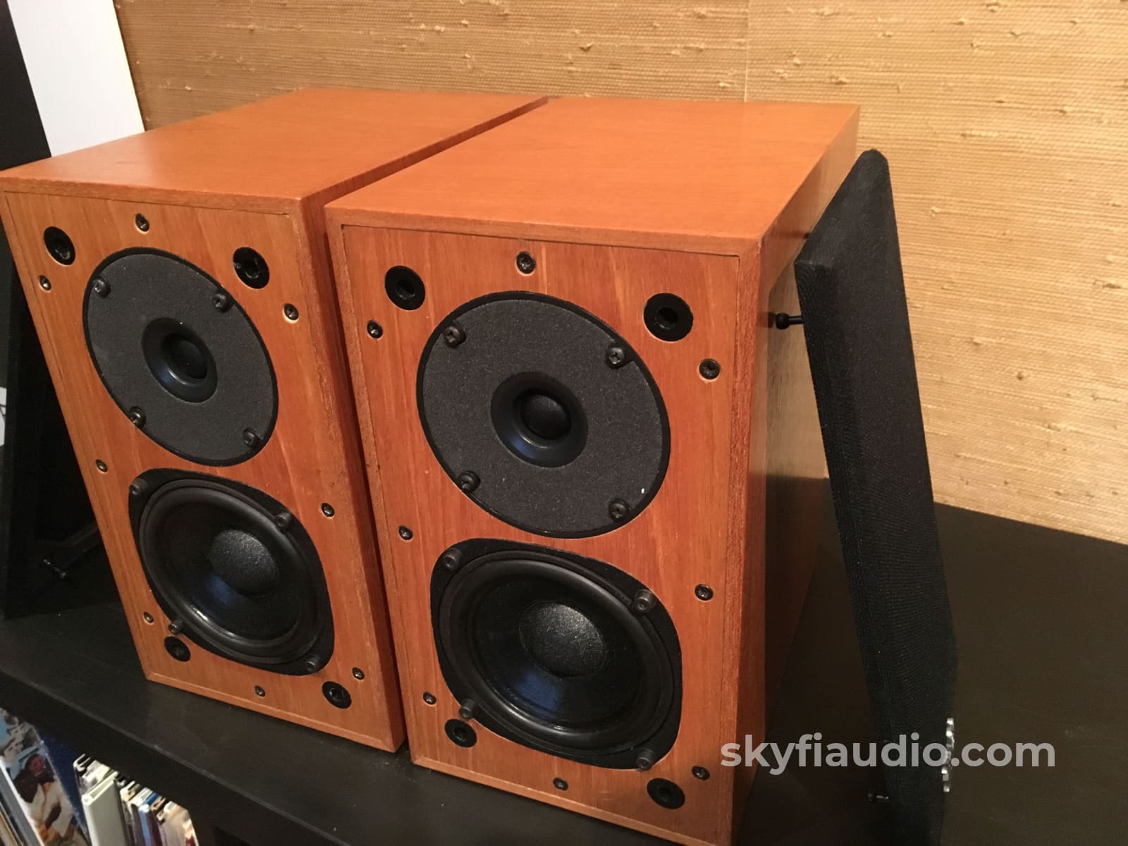 ProAc Super Tablette クラシックスピーカー　イギリス製 ProAc Super Tablette Bookshelf Speakers - Survivors