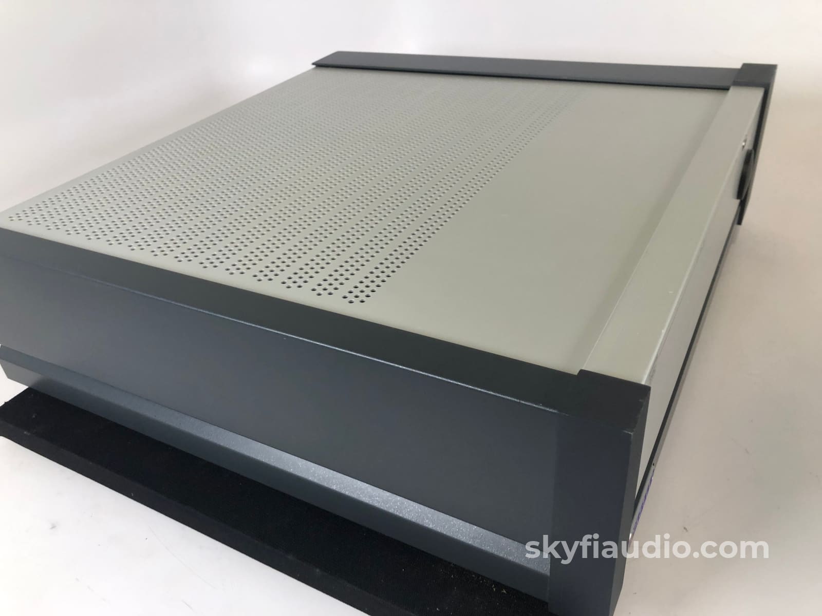 Proceed From Mark Levinson - Amp3 Theater Amplifier