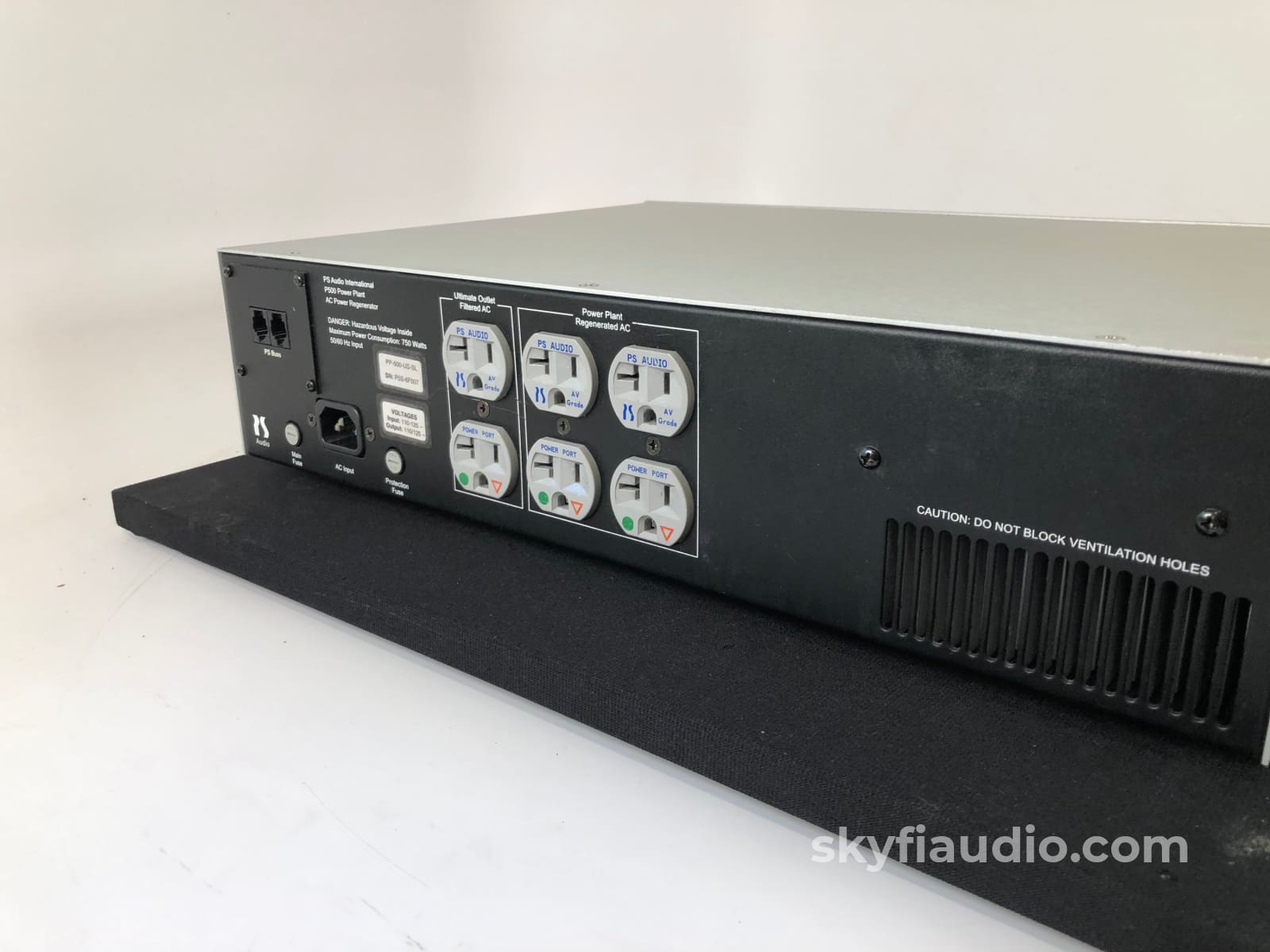 Ps Audio Power Plant P500 Regenerator/Conditioner Conditioner