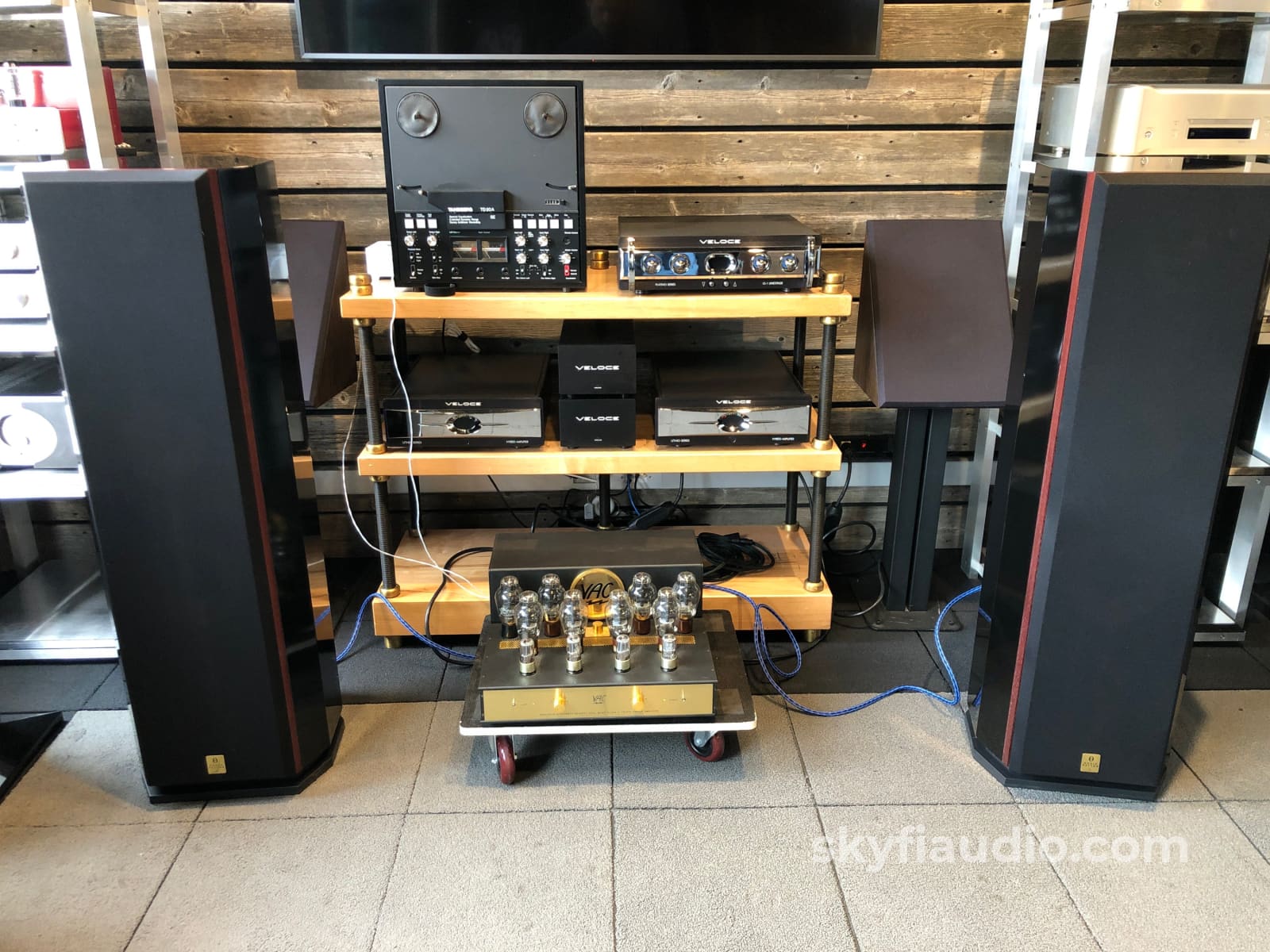Rare Audiovector F3/Lyd Tower Speakers With Focal Drivers