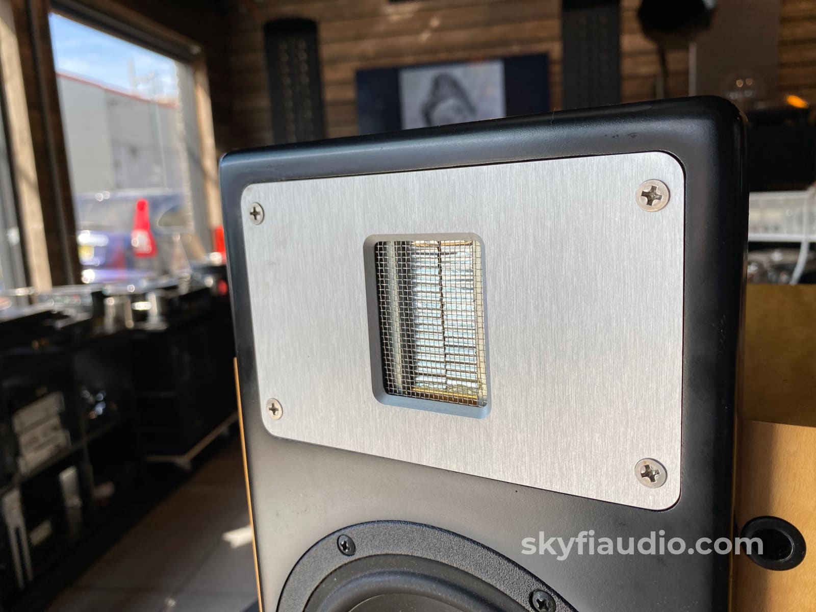 Red Rose Music R3 Ribbon Bookshelf Speakers