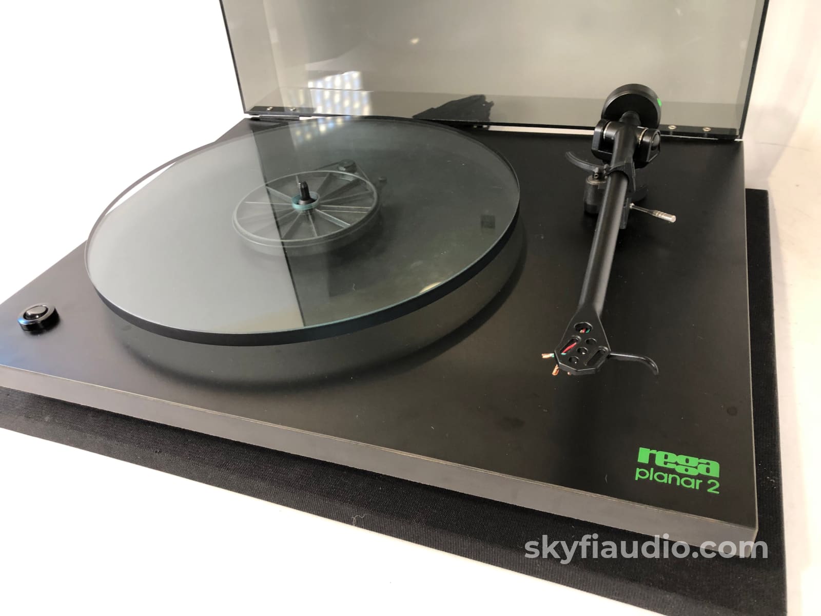 Rega Planar 2 (P2) Vintage Turntable With New Sumiko Cartridge