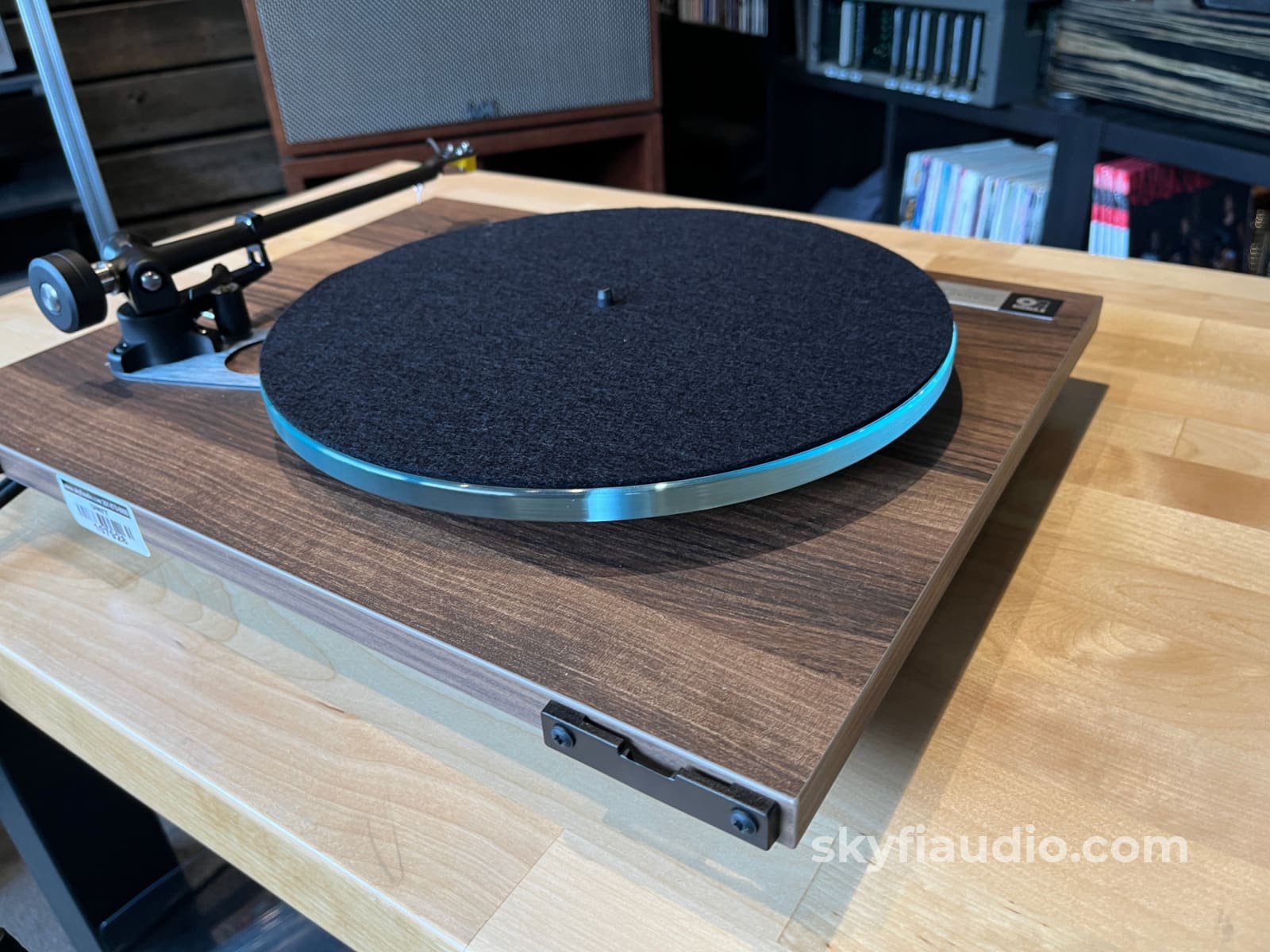 Rega Planar 3 50th Anniversary Edition Turntable - Walnut Finish - Turntable